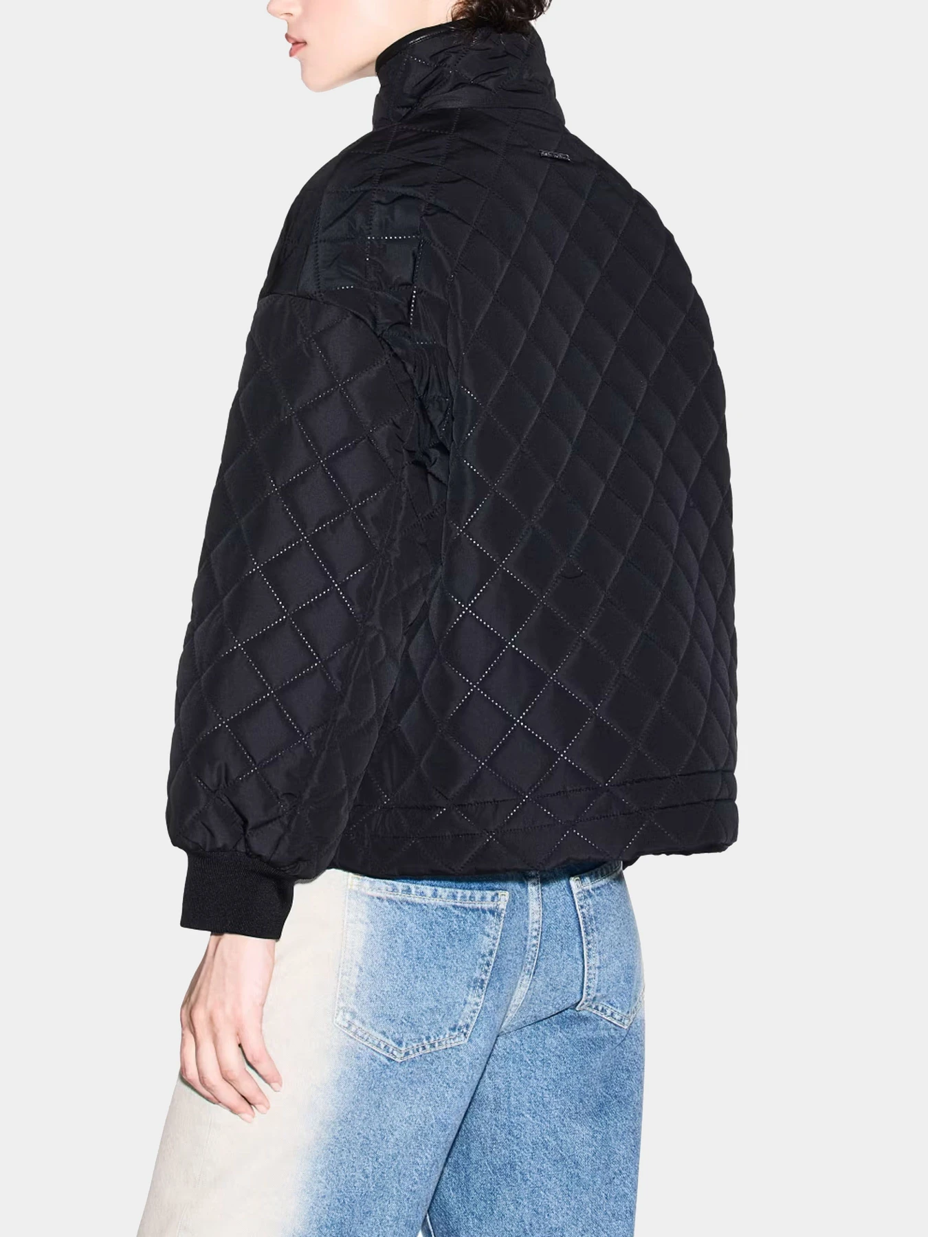 Куртки и дубленки Armani Exchange модель XW000683-AF16200-UC001 Куртки и дубленки Armani Exchange модель XW000683-AF16200-UC001 Фото