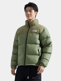 Күрткелер мен тондар The North Face үлгі NF0A3C8DBO91 Фото