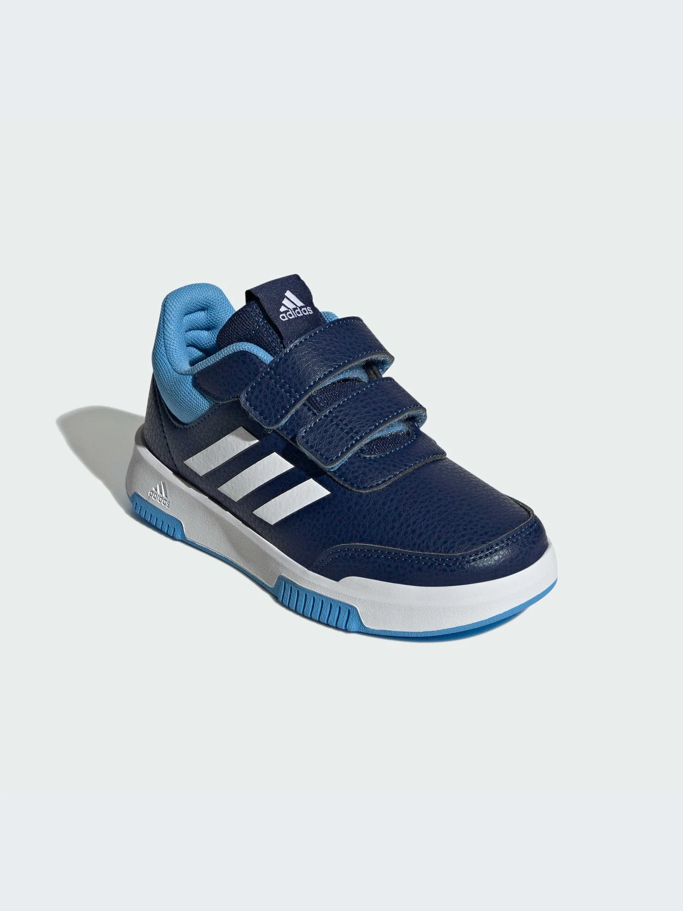 Кроссовки Adidas модель IE0922-KZ Кроссовки Adidas модель IE0922-KZ Фото