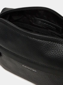 Сумки Calvin Klein модель LV04D3084G-UB1 Фото