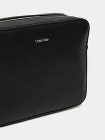Сумки Calvin Klein модель LV04F3097G-UB1 Фото