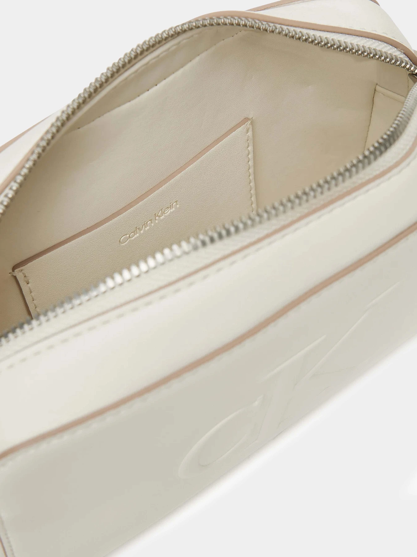 Сумки Calvin Klein модель LV04K3036G-FUP Фото