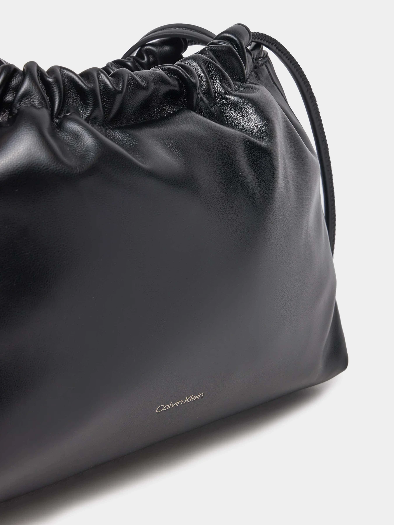 Сумки Calvin Klein модель LV04K3060G-UB1 Сумки Calvin Klein модель LV04K3060G-UB1 Фото