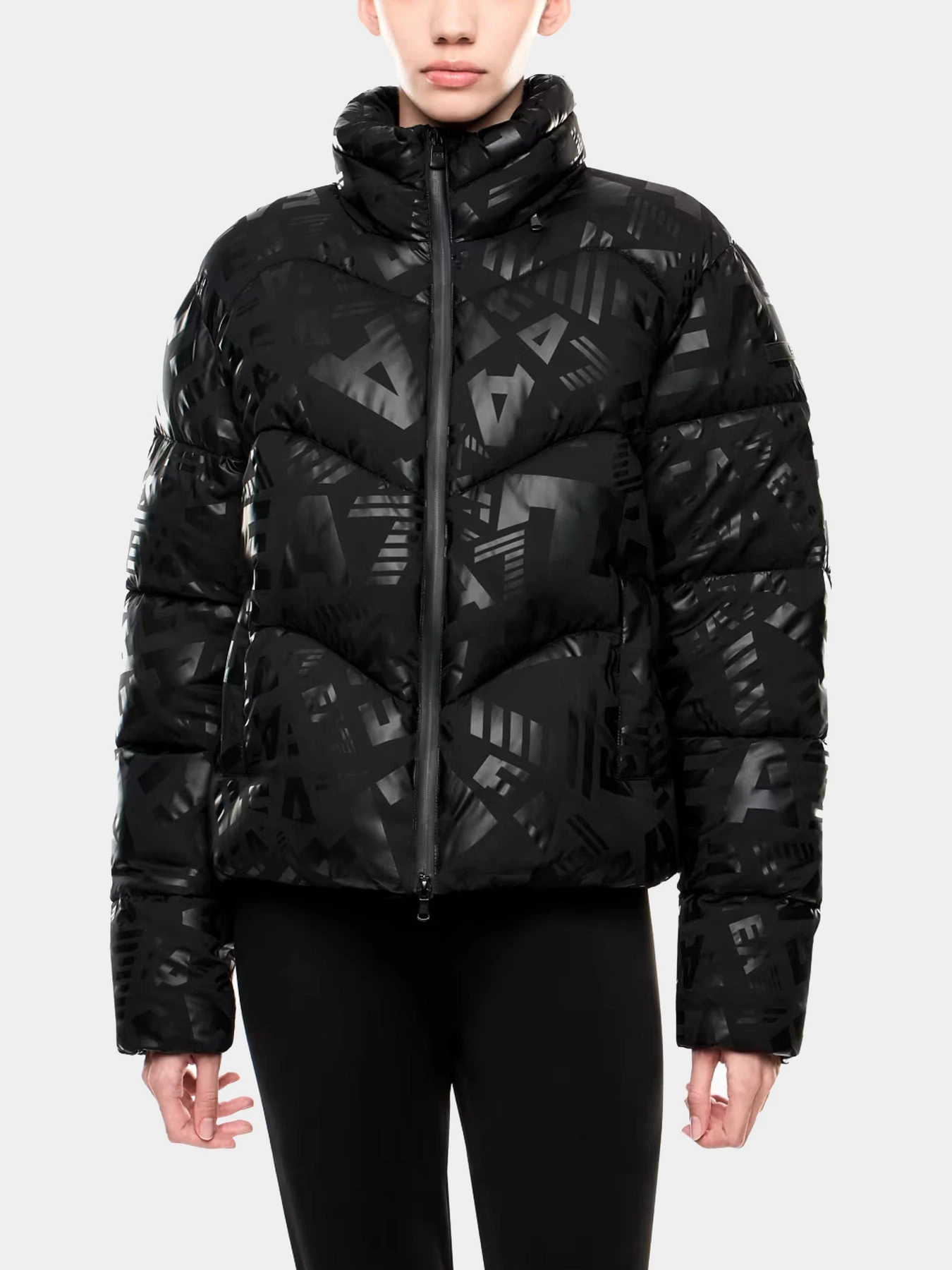 Куртки и дубленки EA7 модель 7W000654-AF16408-FC202 Фото