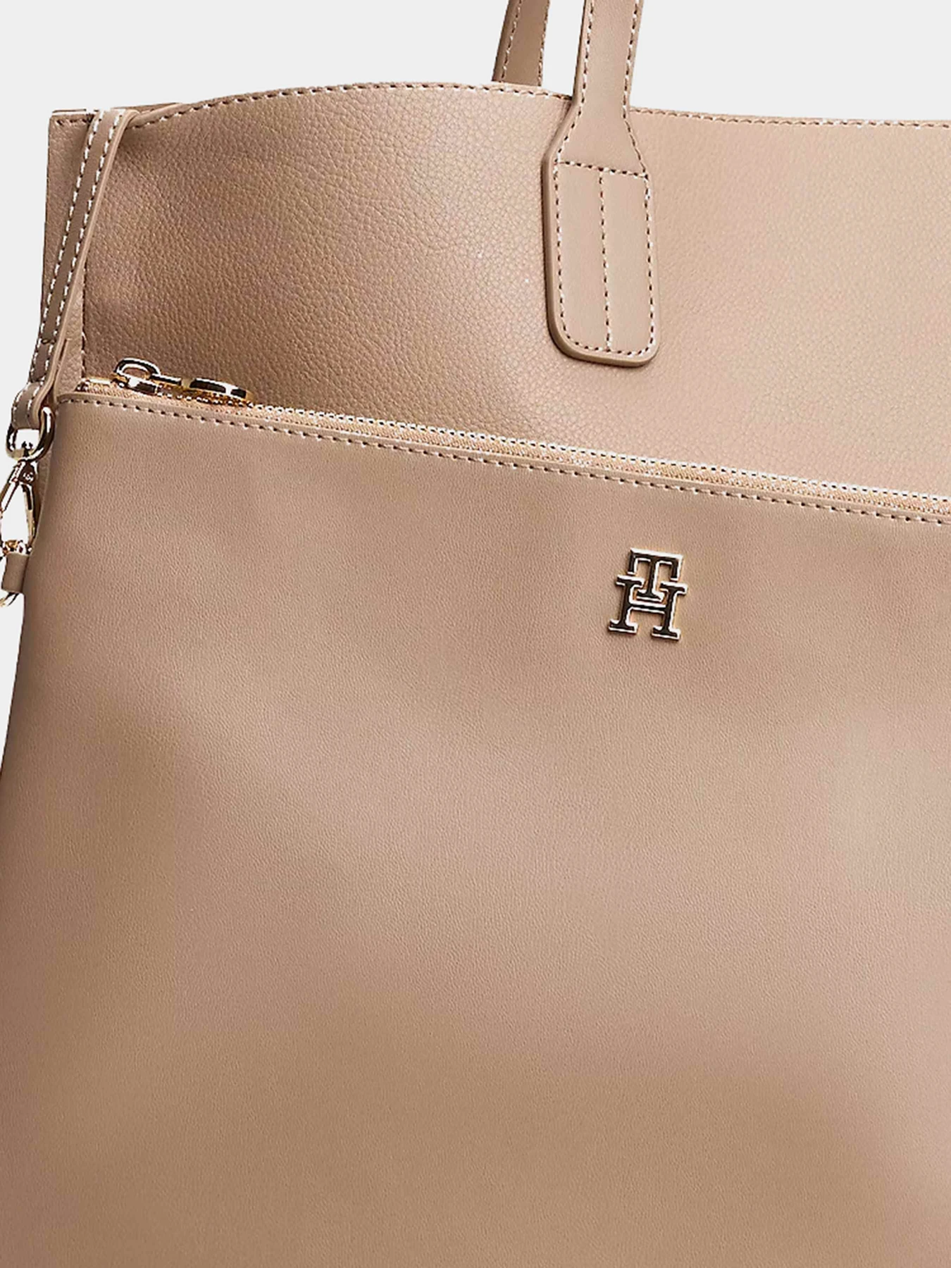 Сумки Tommy Hilfiger модель AW0AW17461-AFE Фото