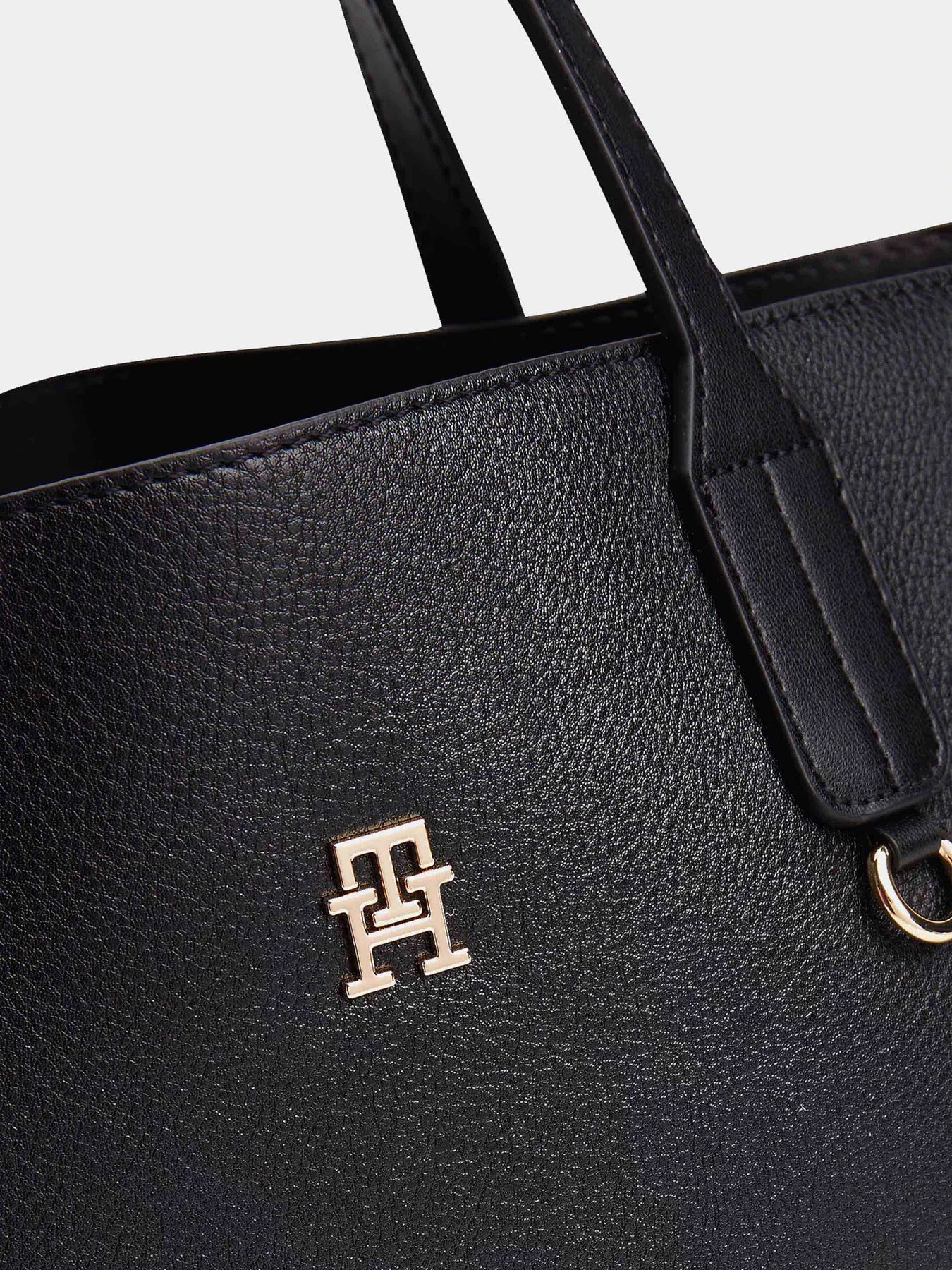 Сумки Tommy Hilfiger модель AW0AW17463-BDS Фото