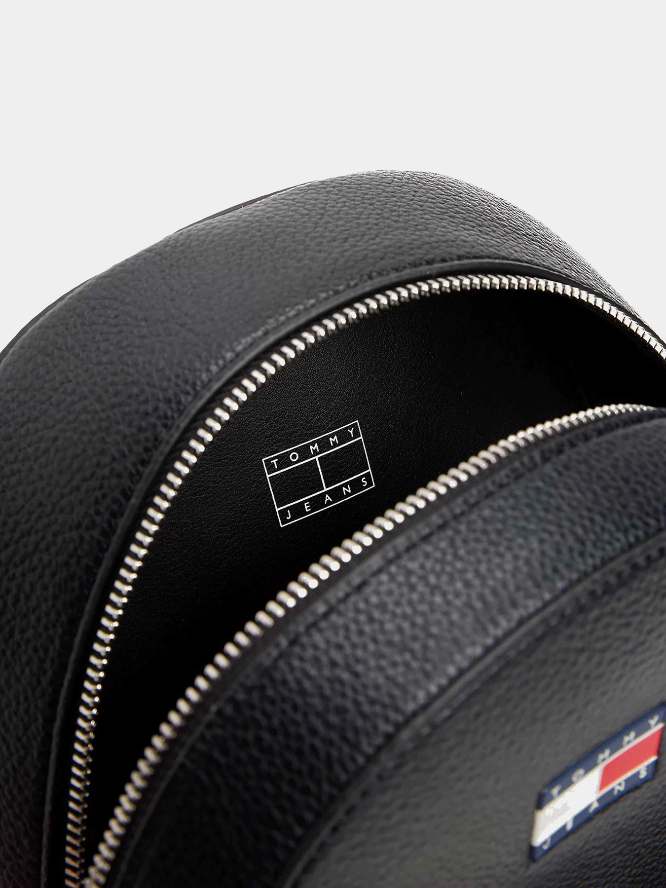 Рюкзаки Tommy Hilfiger модель AW0AW17823-BDS Рюкзаки Tommy Hilfiger модель AW0AW17823-BDS Фото