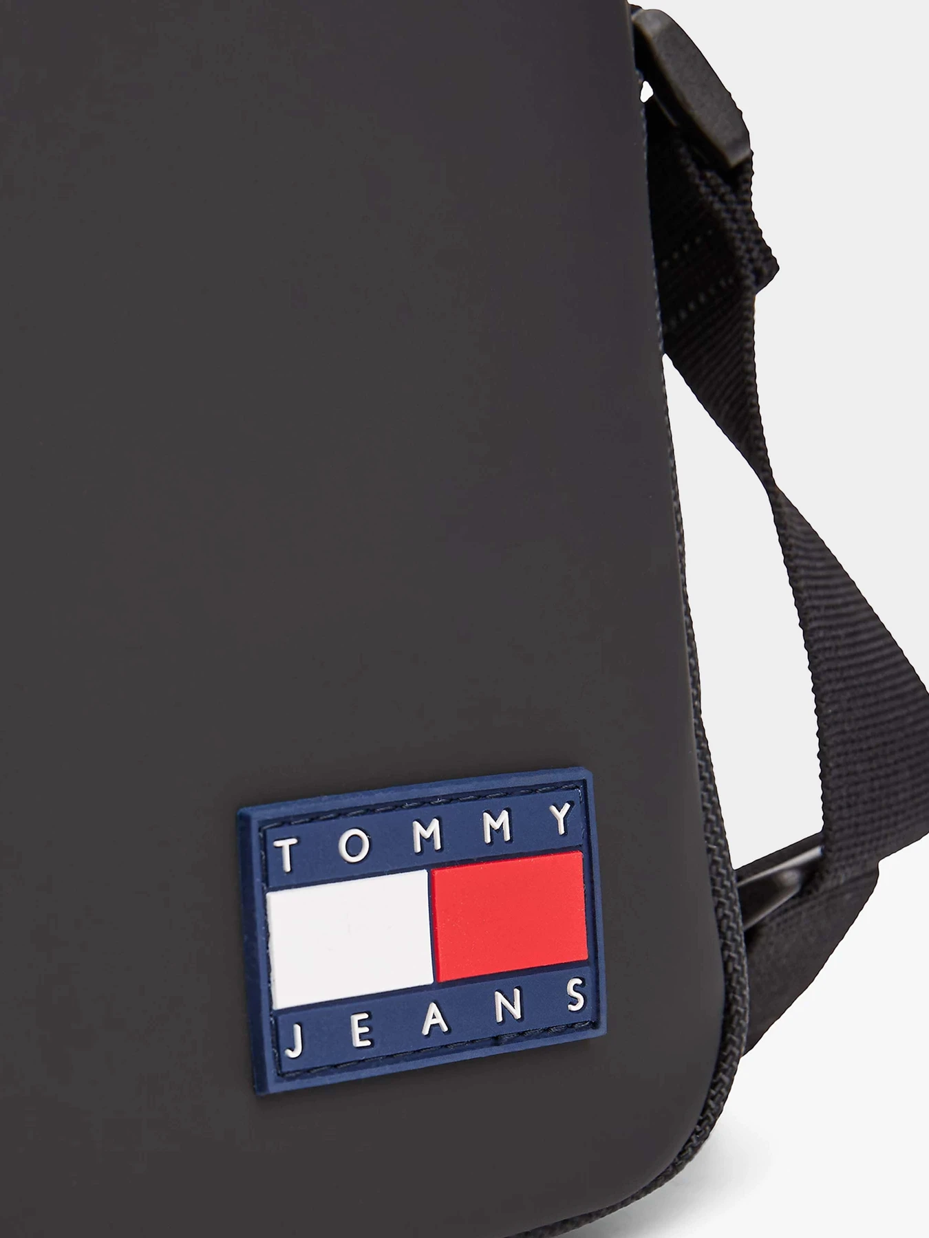 Сумки Tommy Hilfiger модель AM0AM13396-BDS Сумки Tommy Hilfiger модель AM0AM13396-BDS Фото