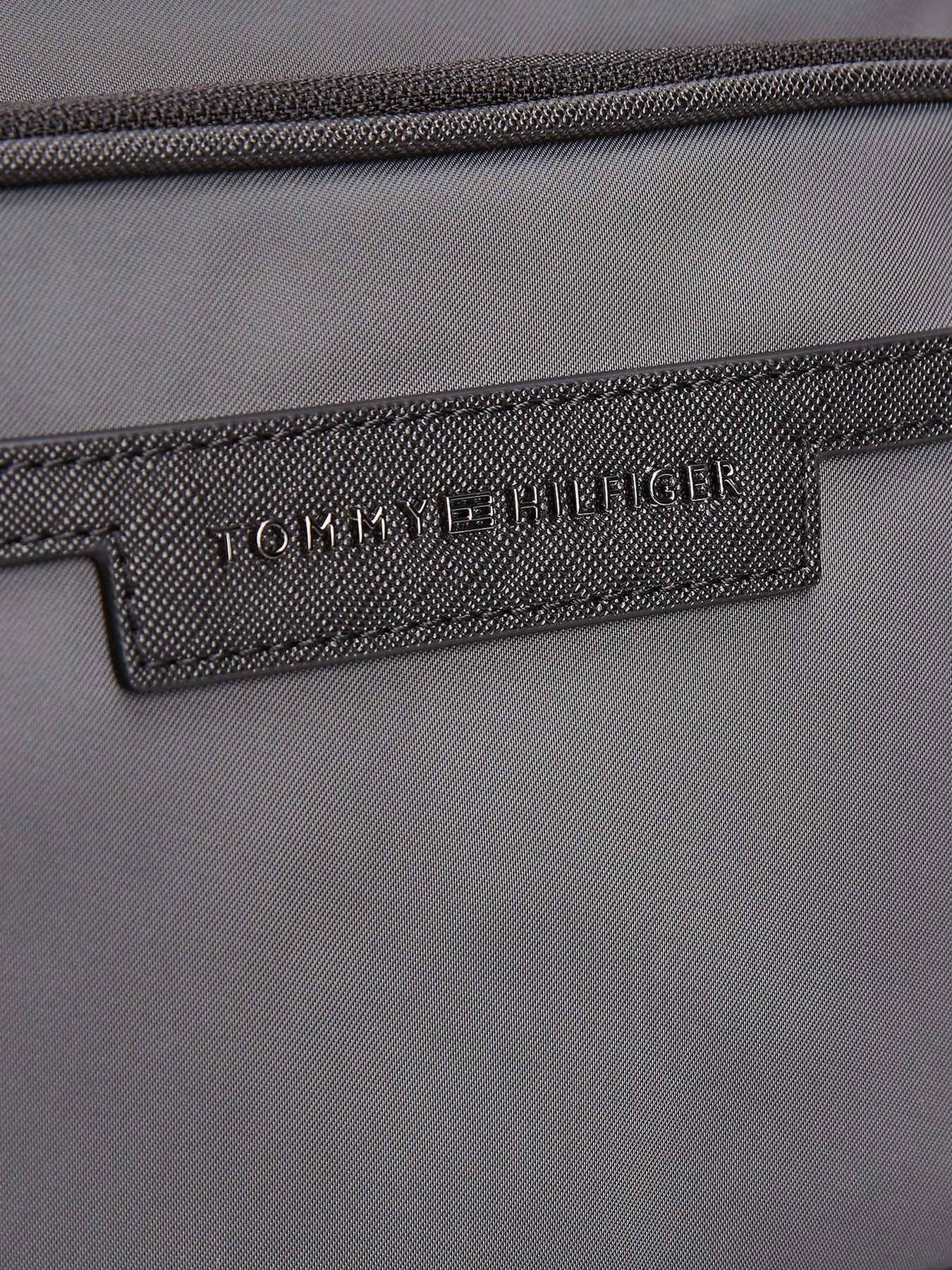 Сумки Tommy Hilfiger модель AM0AM13468-PSM Сумки Tommy Hilfiger модель AM0AM13468-PSM Фото