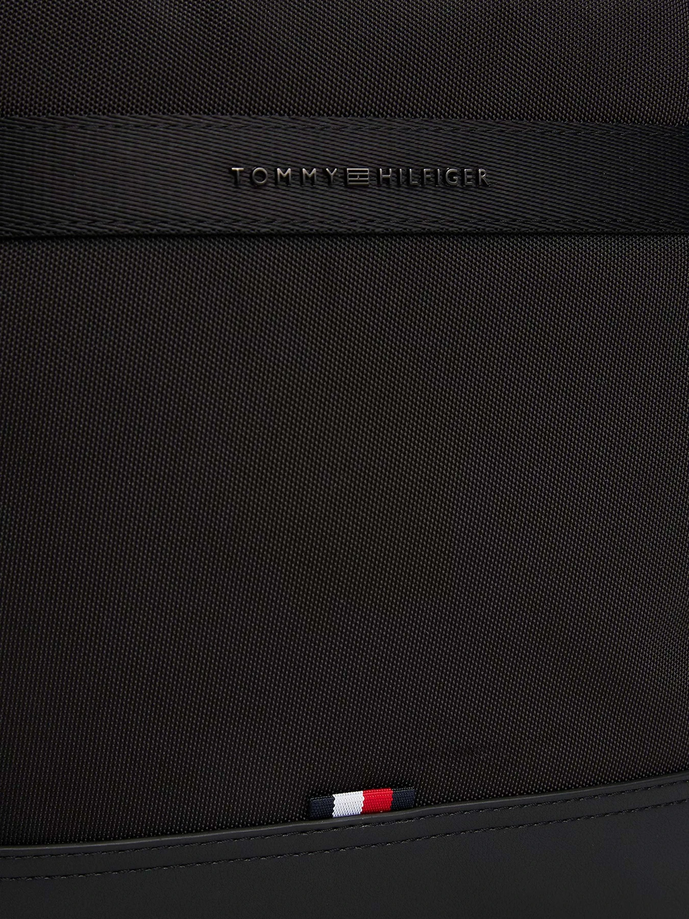 Рюкзаки Tommy Hilfiger модель AM0AM13469-BDS Рюкзаки Tommy Hilfiger модель AM0AM13469-BDS Фото