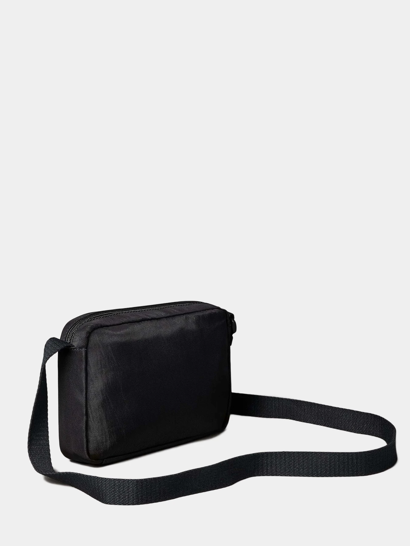 Сумки Calvin Klein модель LV04D3117G-UB1 Сумки Calvin Klein модель LV04D3117G-UB1 Фото