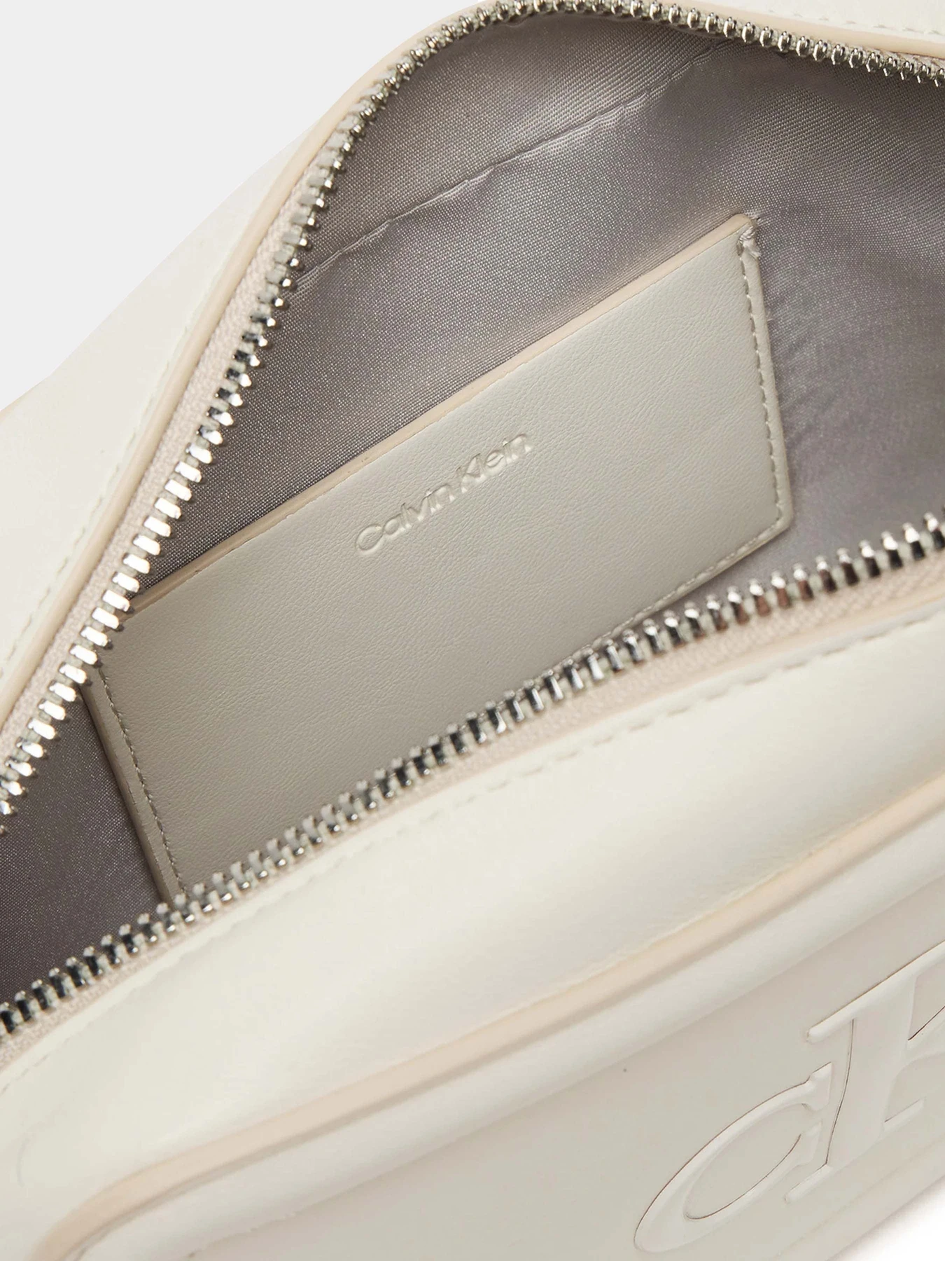 Сумки Calvin Klein модель LV04F3220G-FUP Сумки Calvin Klein модель LV04F3220G-FUP Фото