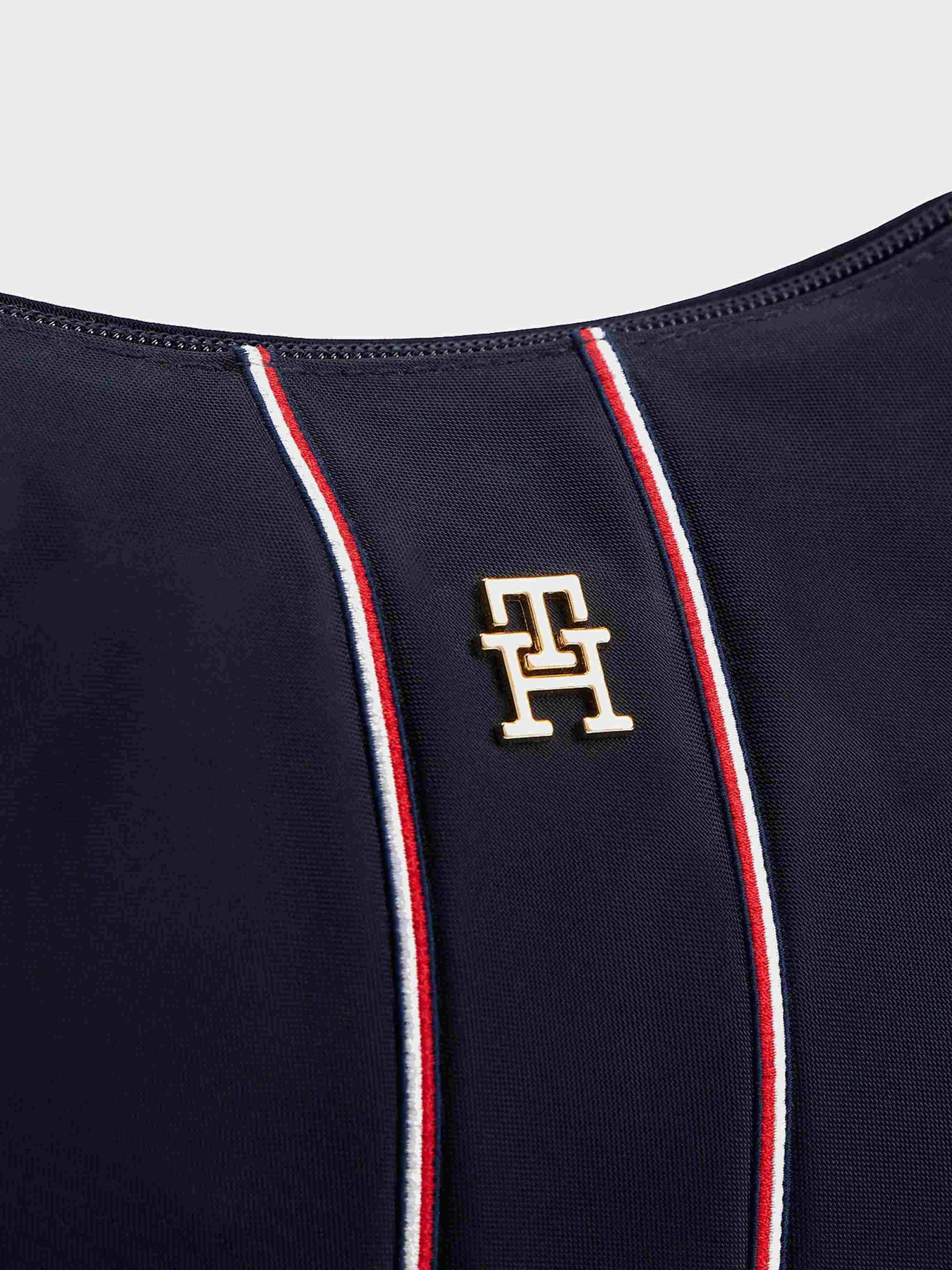 Сумки Tommy Hilfiger модель AW0AW17938-0GY Фото