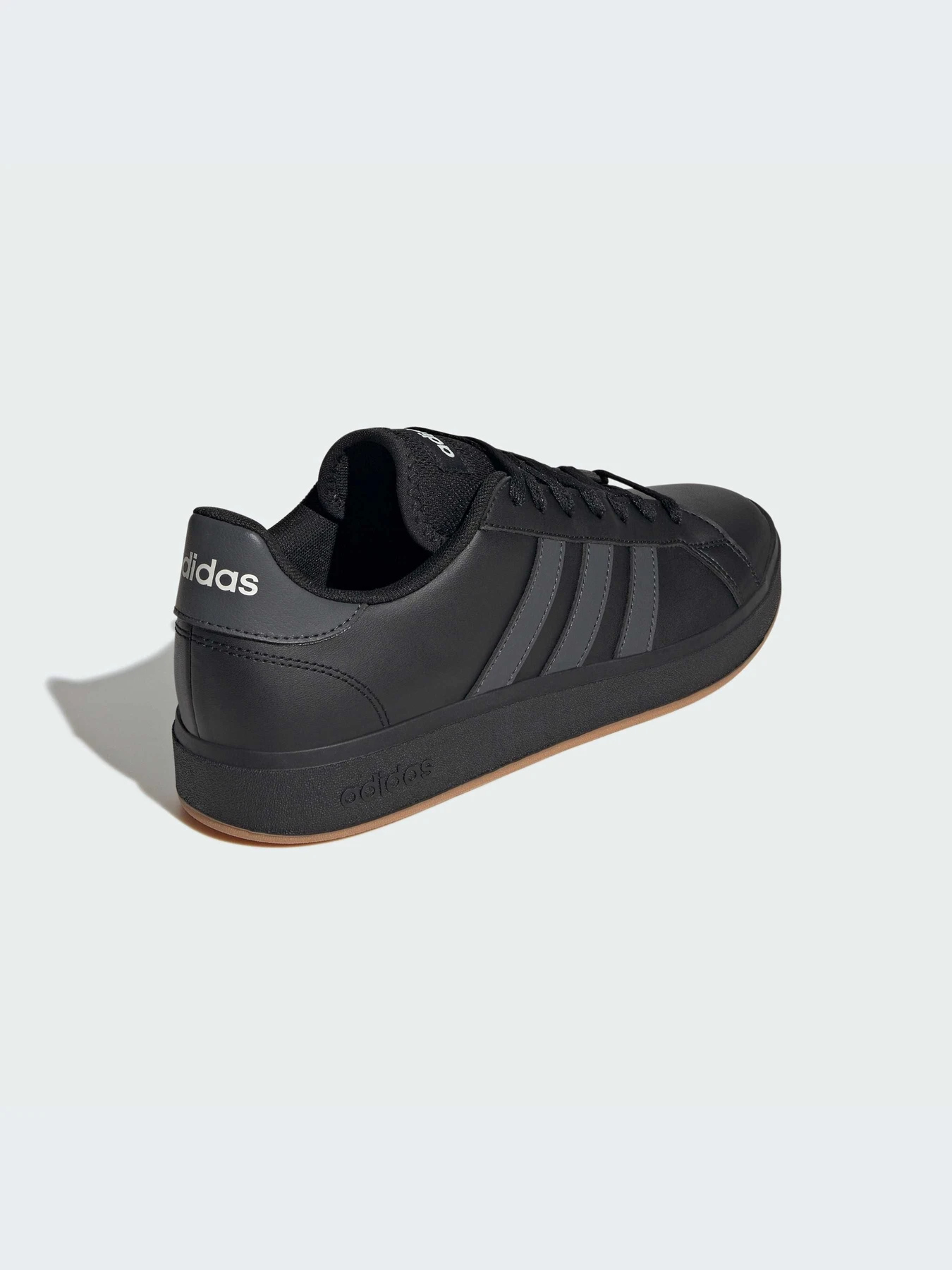 Кеды Adidas Grand Court модель JH9365-KZ Кеды Adidas Grand Court модель JH9365-KZ Фото