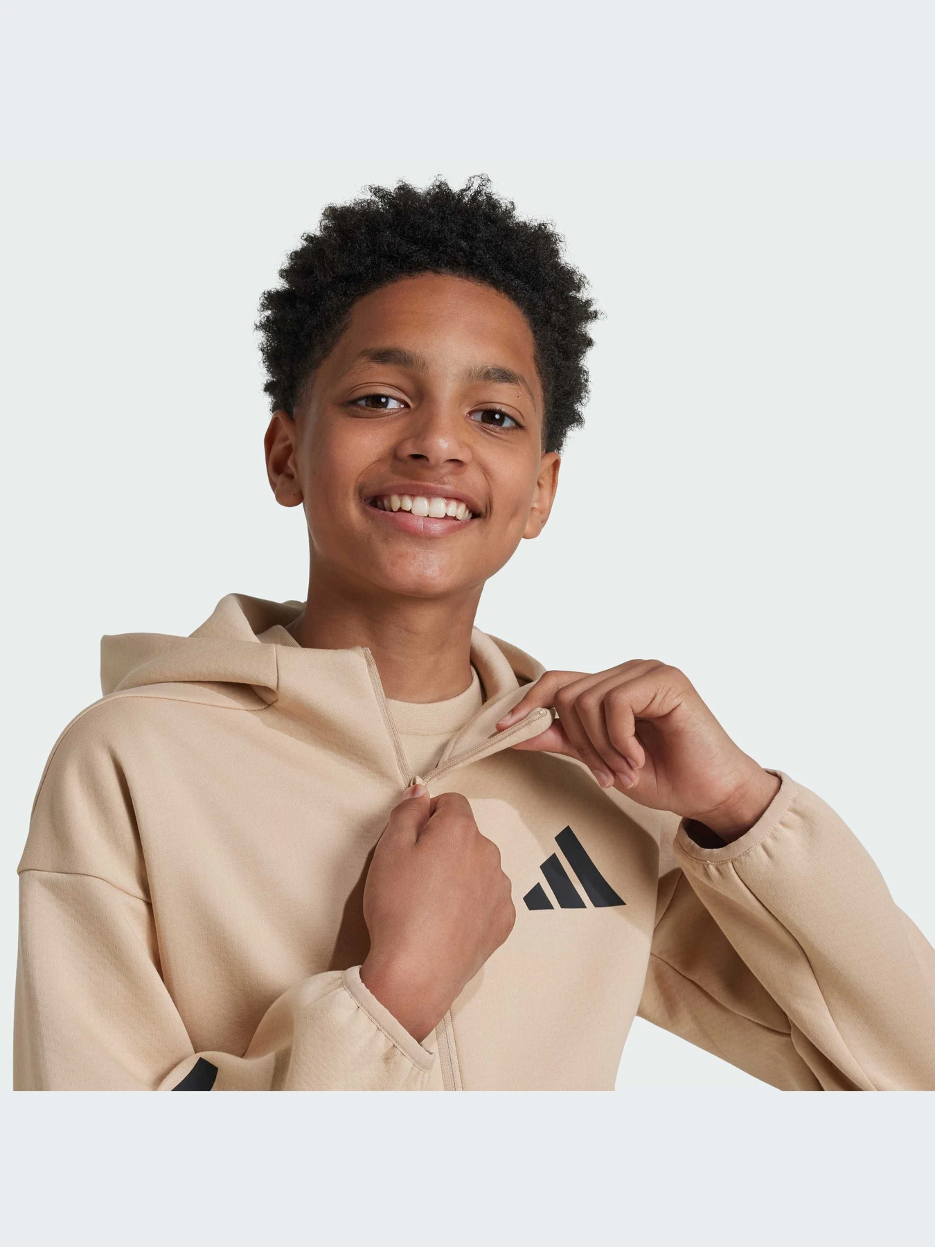 Худи и свитшоты Adidas ZNE модель JF2495-KZ Худи и свитшоты Adidas ZNE модель JF2495-KZ Фото