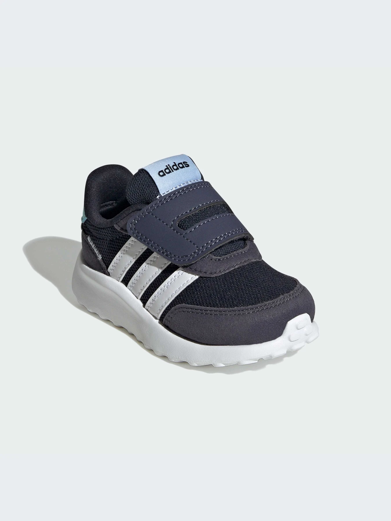 Кроссовки Adidas модель IG4892-KZ Кроссовки Adidas модель IG4892-KZ Фото