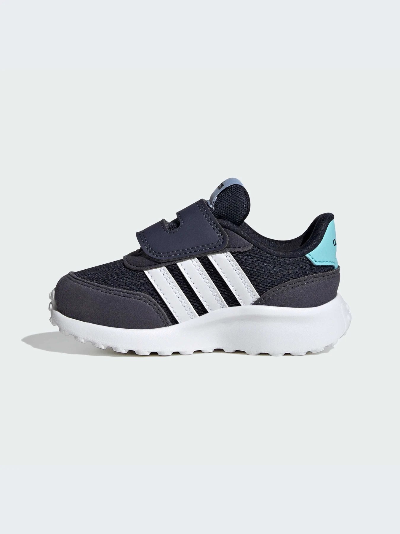 Кроссовки Adidas модель IG4892-KZ Кроссовки Adidas модель IG4892-KZ Фото