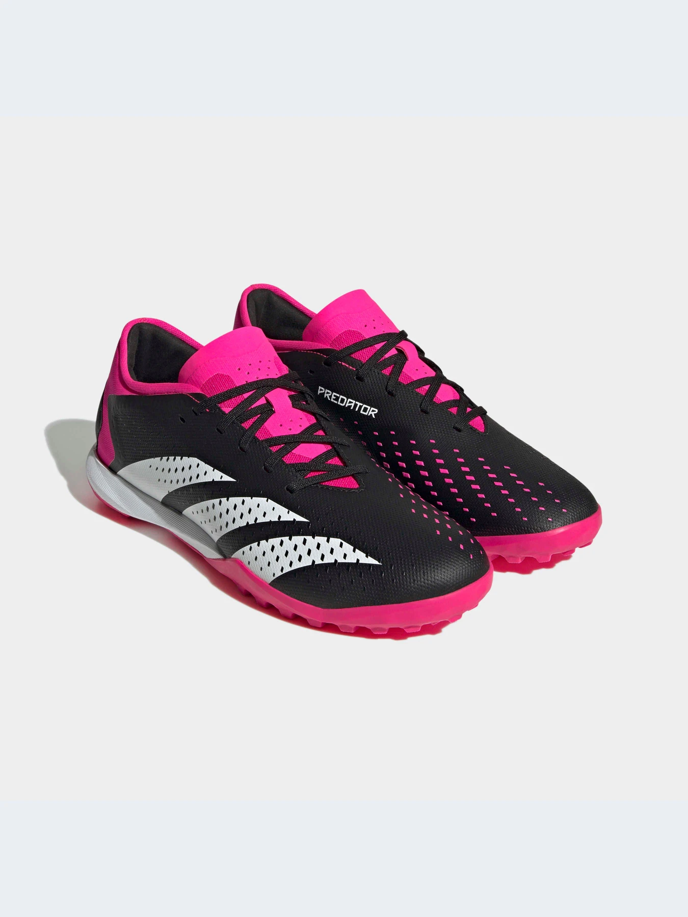 Кроссовки Adidas Predator модель GW4640-KZ Кроссовки Adidas Predator модель GW4640-KZ Фото