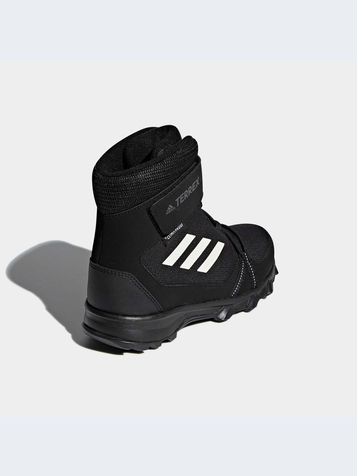 Ботинки и сапоги Adidas модель S80885-KZ Ботинки и сапоги Adidas модель S80885-KZ Фото