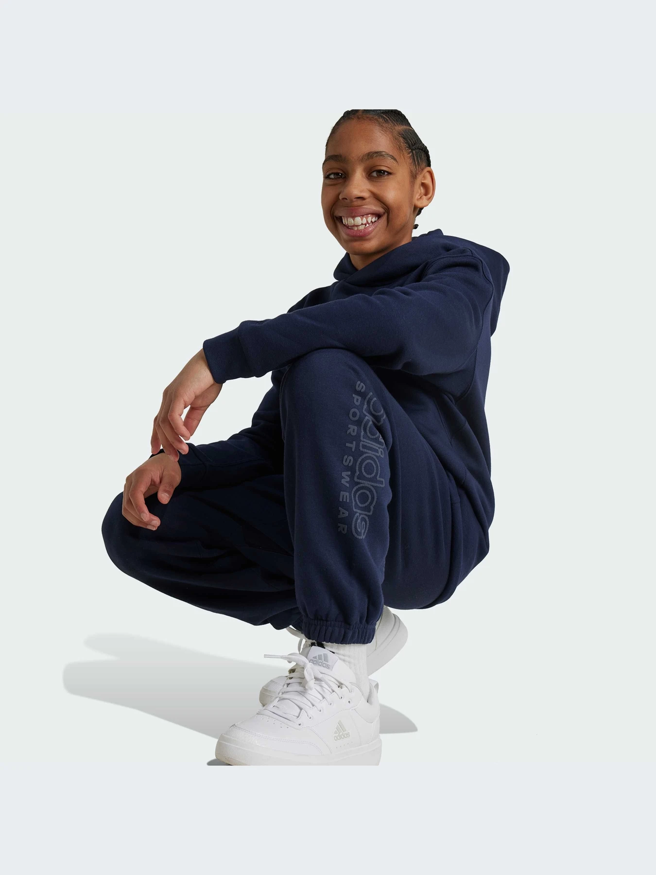 Брюки Adidas модель IW0925-KZ Брюки Adidas модель IW0925-KZ Фото
