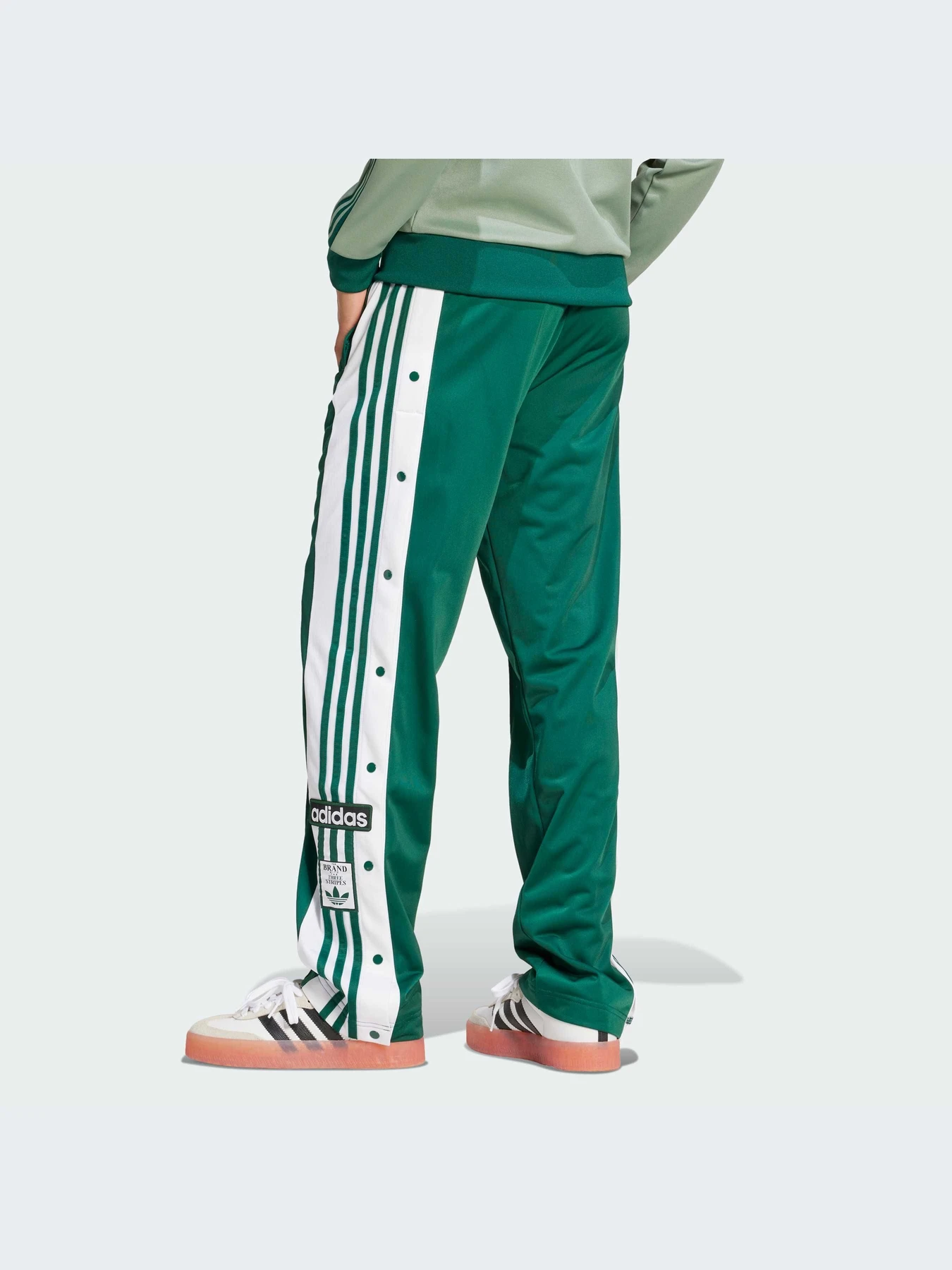 Брюки Adidas Adicolor модель JD0852-KZ Брюки Adidas Adicolor модель JD0852-KZ Фото