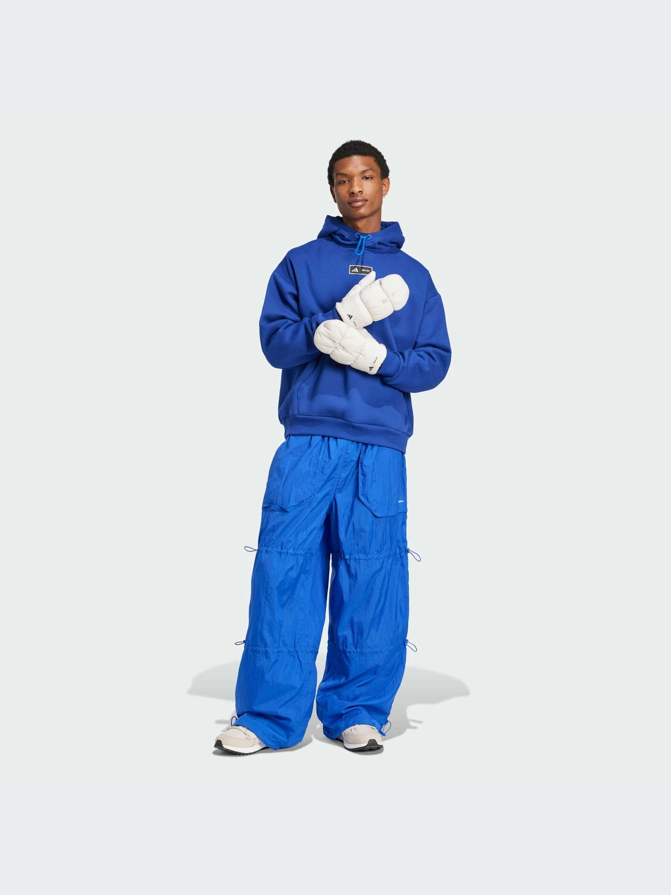 Худи и свитшоты Adidas модель IY8045-KZ Худи и свитшоты Adidas модель IY8045-KZ Фото