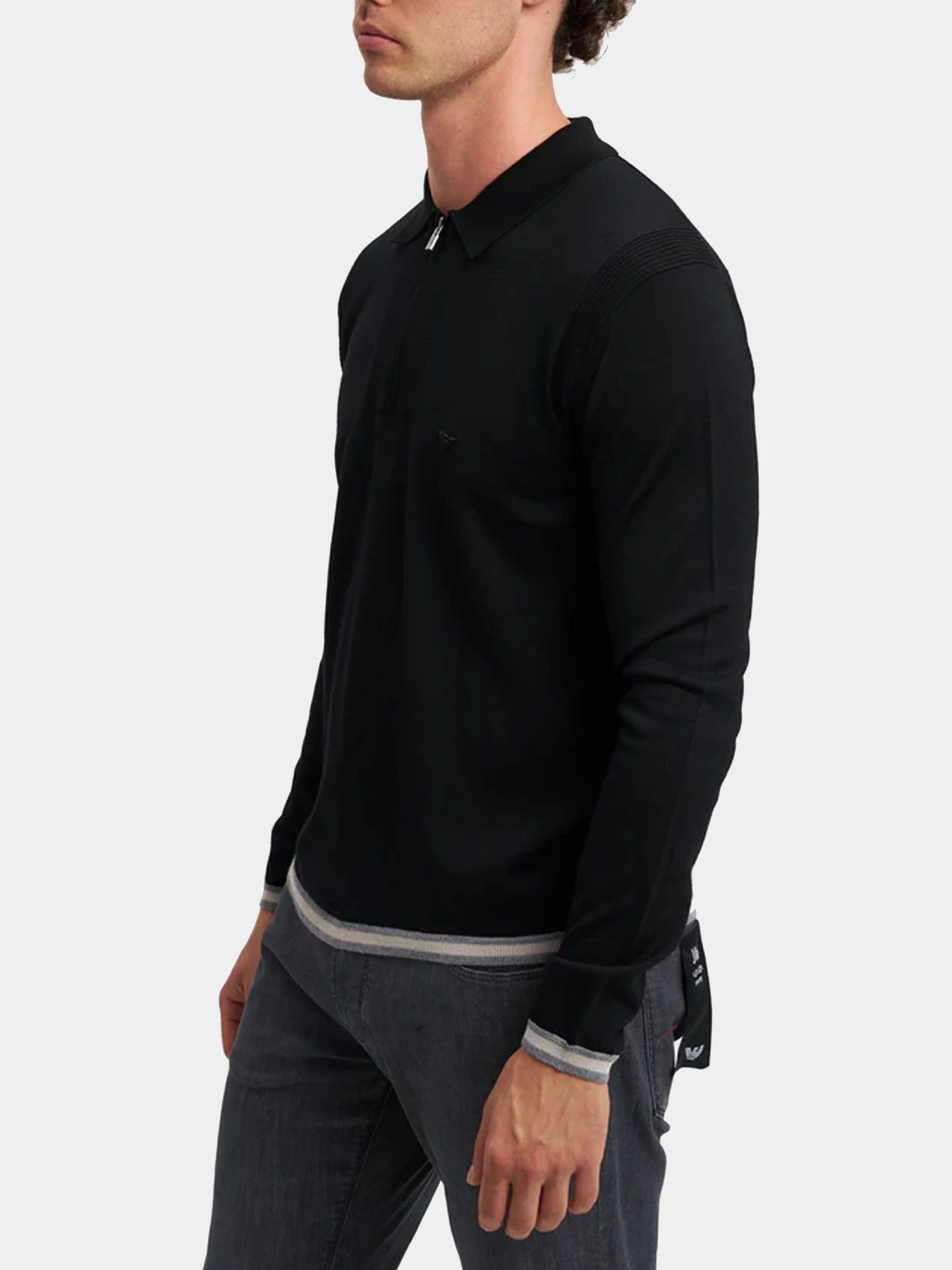 Худи и свитшоты Emporio Armani модель EM001512-AF14158-UC001 Худи и свитшоты Emporio Armani модель EM001512-AF14158-UC001 Фото