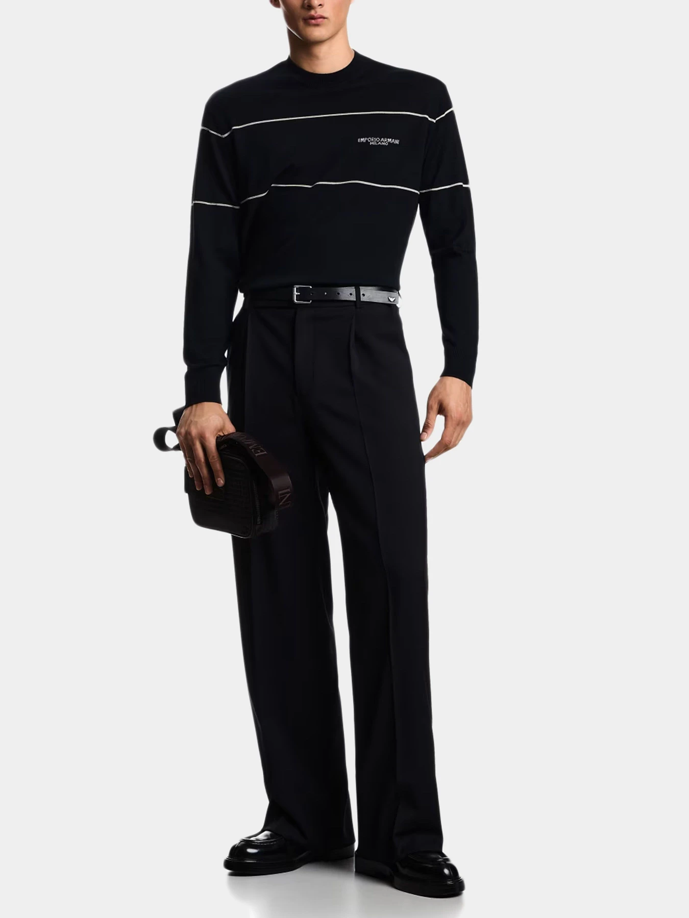 Худи и свитшоты Emporio Armani модель EM002796-AF14199-MB173 Худи и свитшоты Emporio Armani модель EM002796-AF14199-MB173 Фото