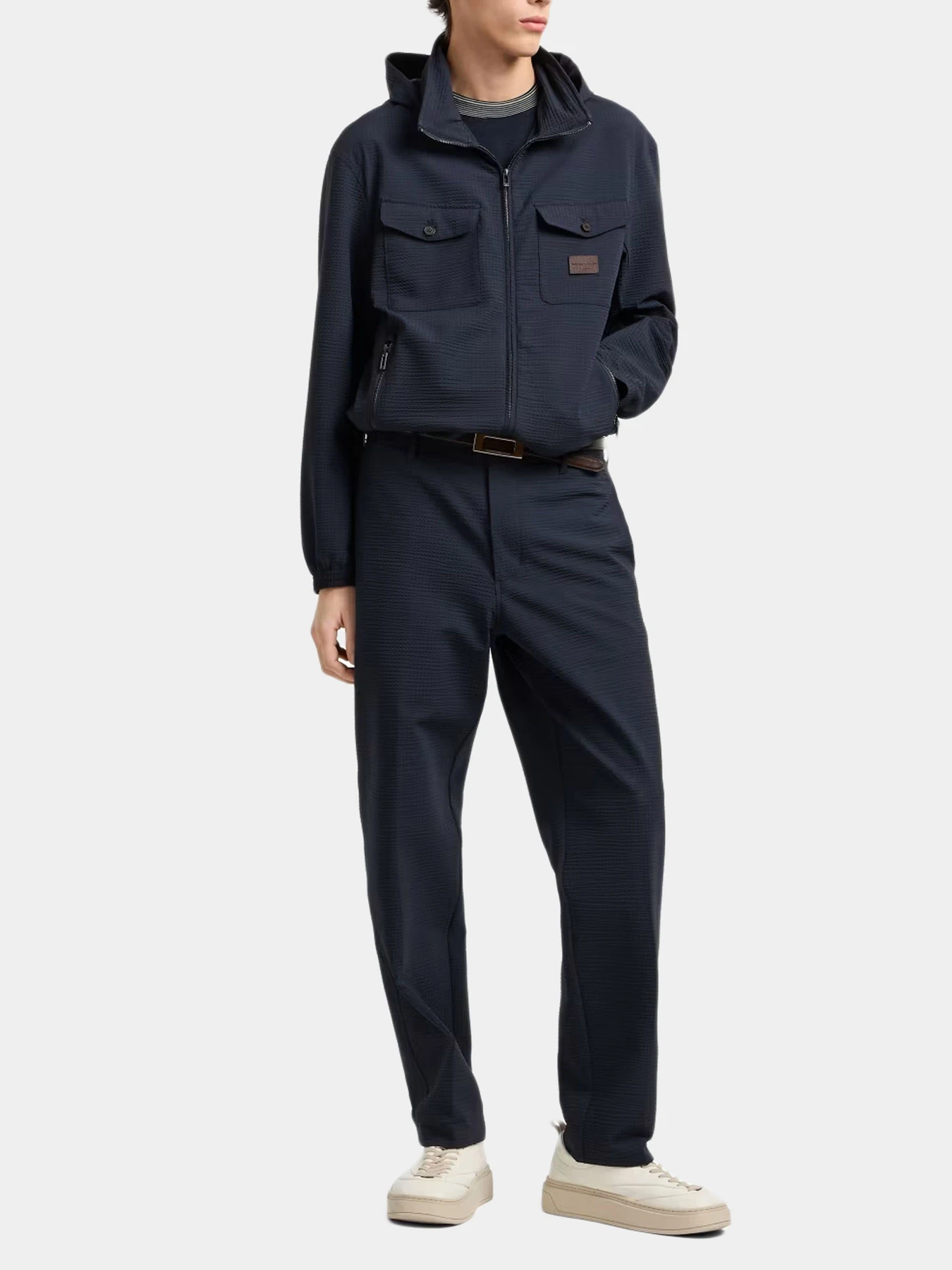 Куртки и дубленки Emporio Armani модель EM003405-AF18781-UB118 Куртки и дубленки Emporio Armani модель EM003405-AF18781-UB118 Фото