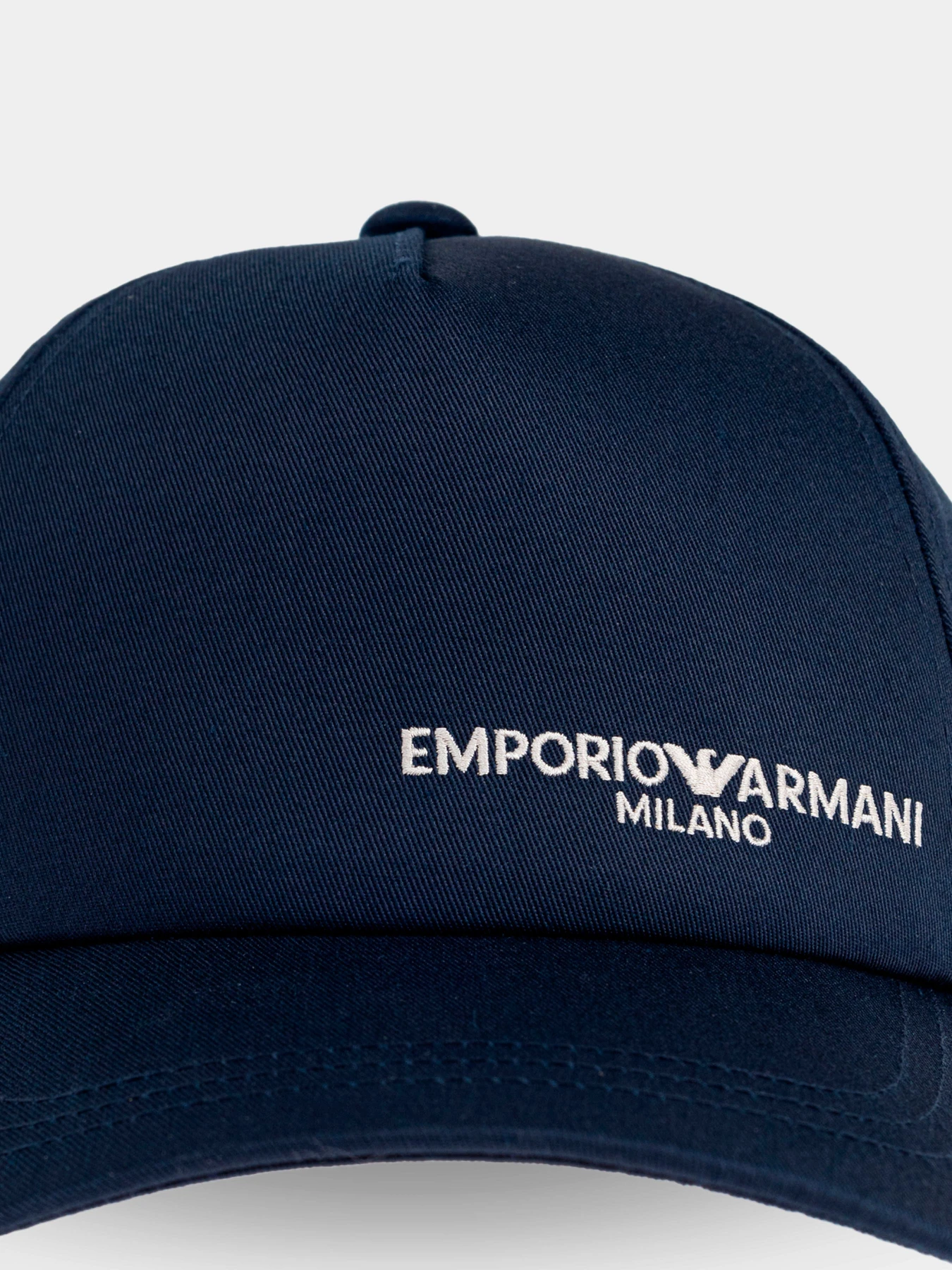 Шапки и кепки Emporio Armani модель EM003742-AF18167-UB130 Фото