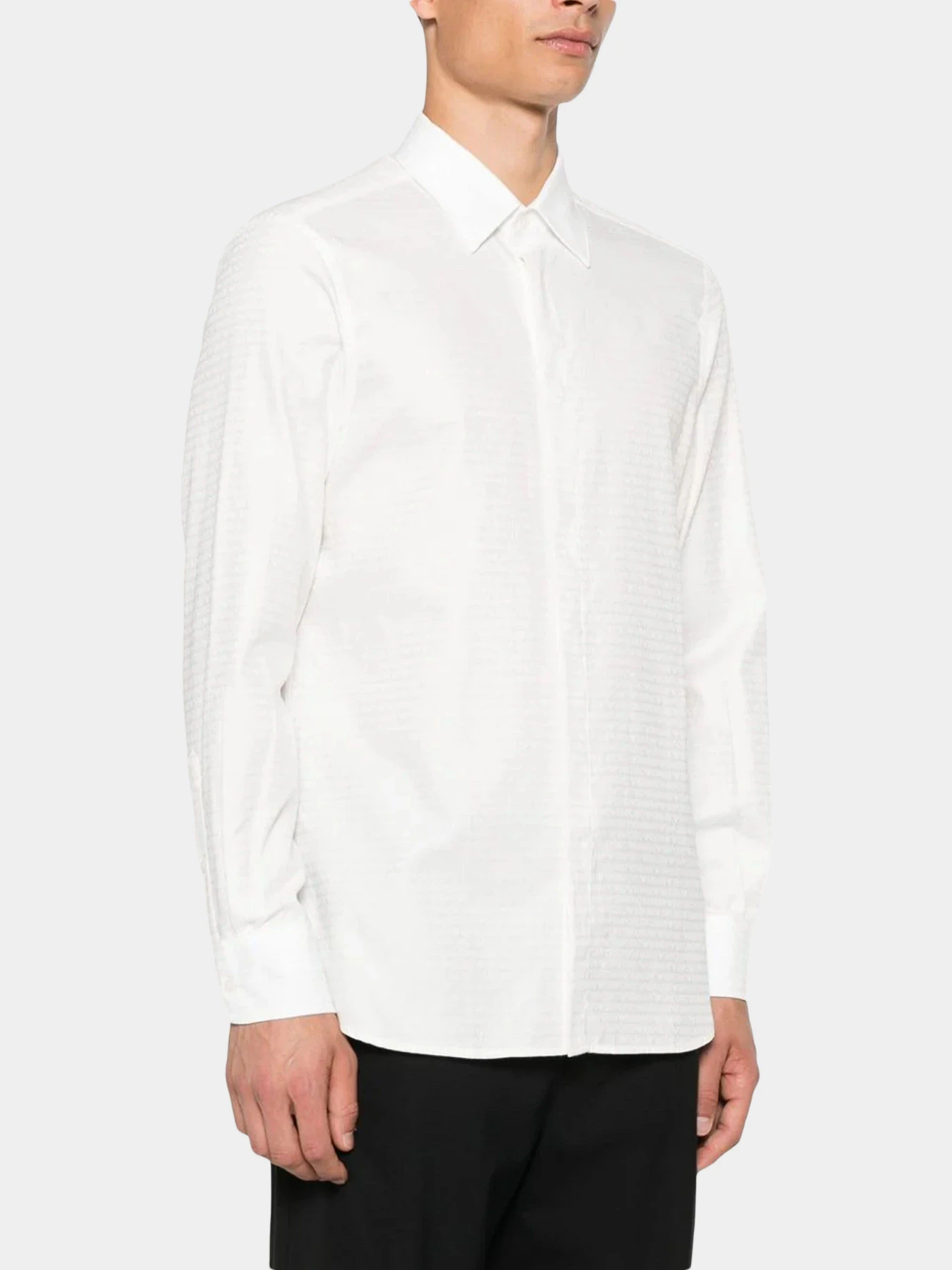 Рубашки Emporio Armani модель EM003755-AF18123-F0136 Рубашки Emporio Armani модель EM003755-AF18123-F0136 Фото