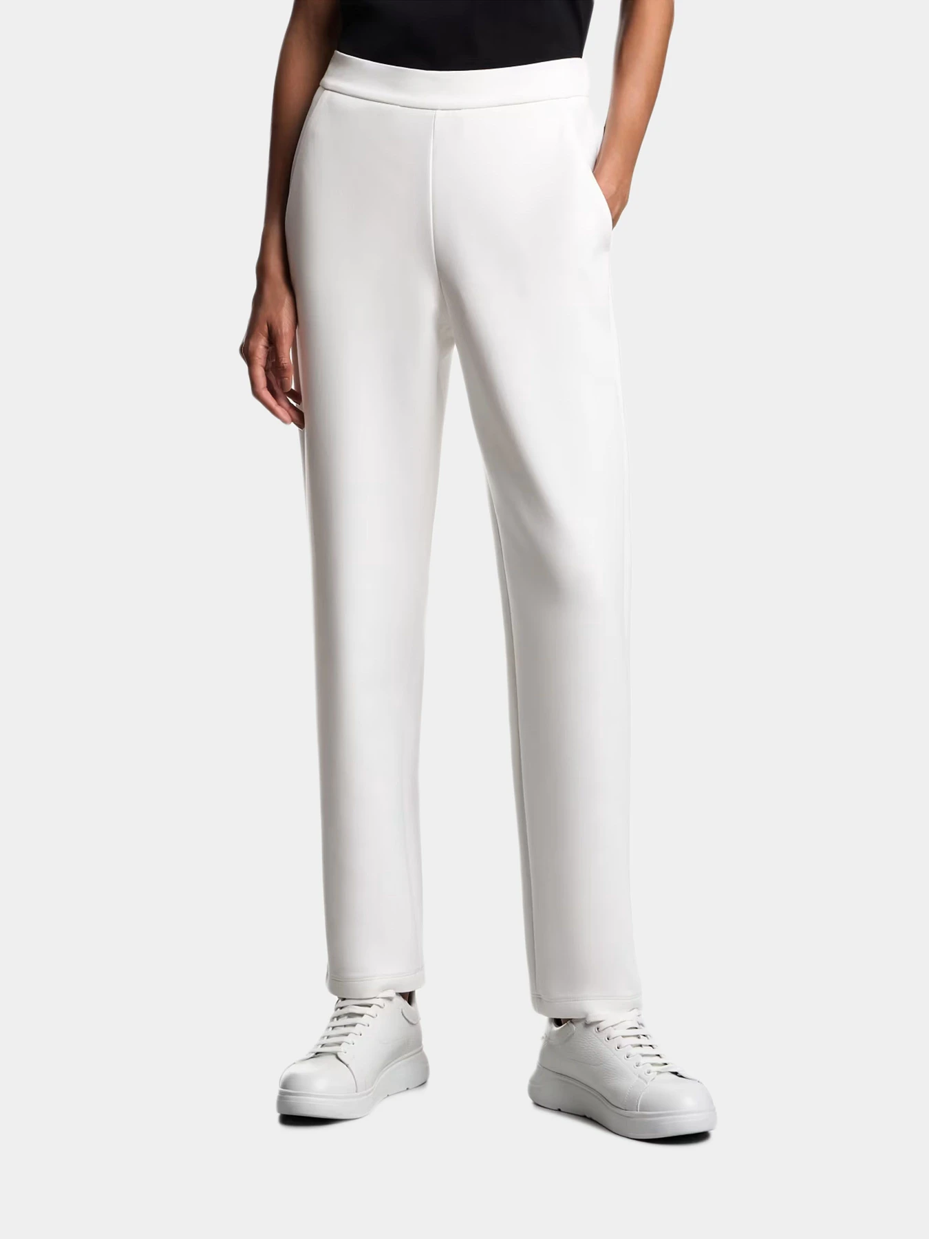 Брюки Emporio Armani модель EW001362-AF10002-U0006 Брюки Emporio Armani модель EW001362-AF10002-U0006 Фото