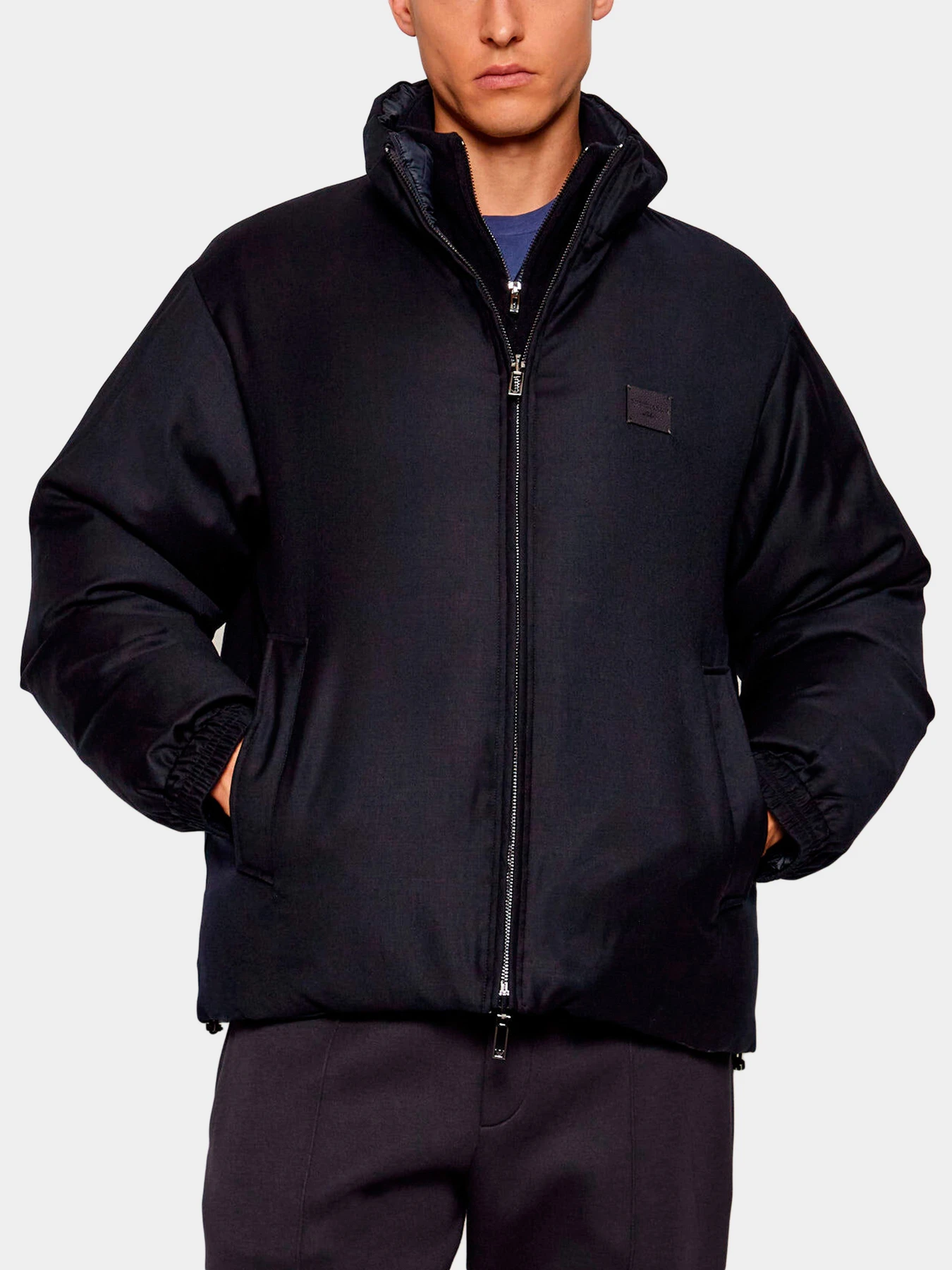 Куртки и дубленки Emporio Armani модель EM003275-AF18078-UB118 Куртки и дубленки Emporio Armani модель EM003275-AF18078-UB118 Фото