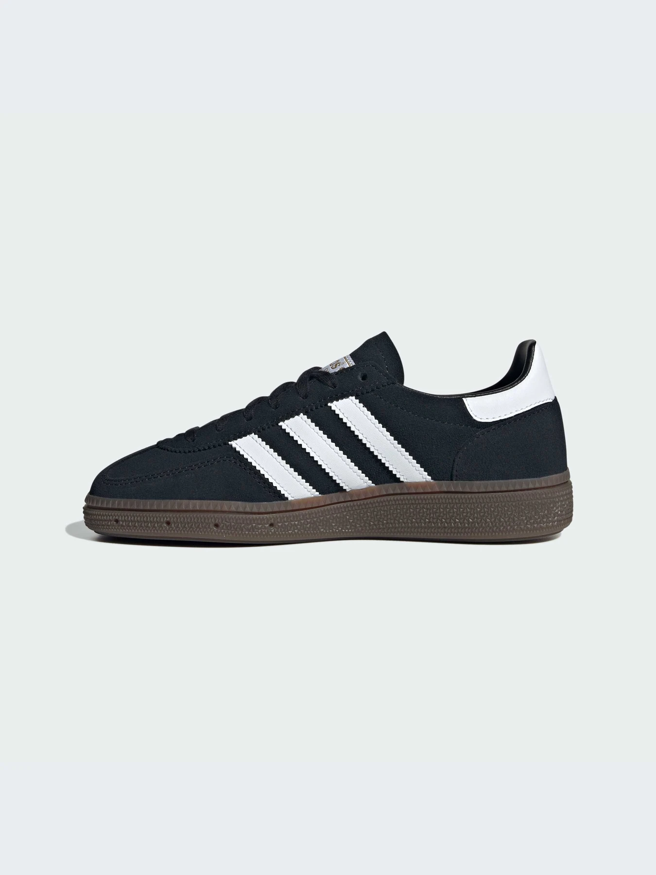Кроссовки Adidas модель IH8010-KZ Кроссовки Adidas модель IH8010-KZ Фото