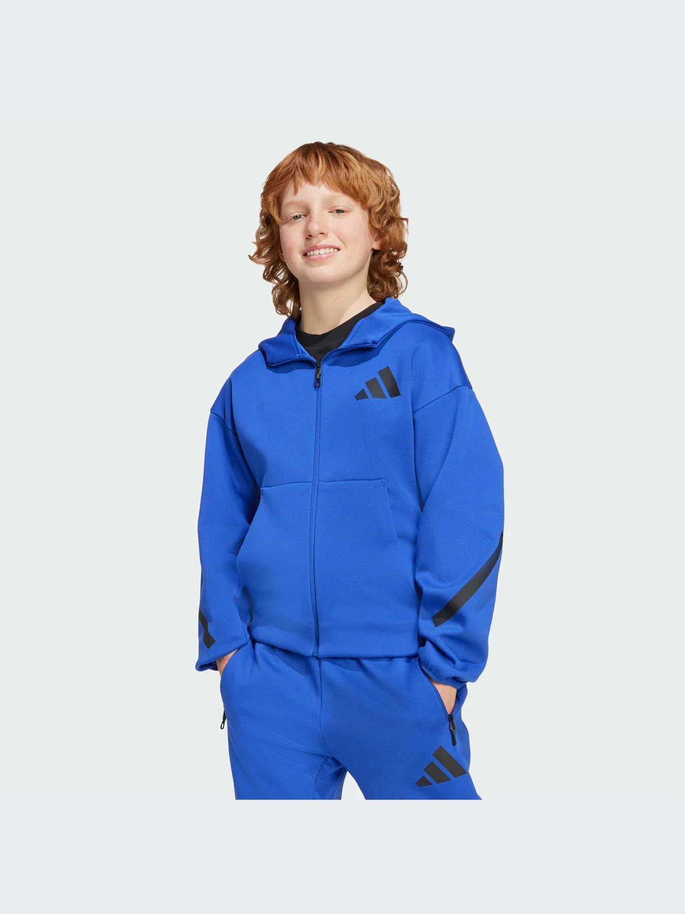 Худи и свитшоты Adidas ZNE модель KA0668-KZ Худи и свитшоты Adidas ZNE модель KA0668-KZ Фото