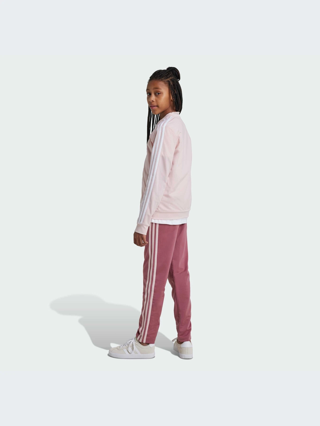 Костюмы Adidas модель IZ3460-KZ Костюмы Adidas модель IZ3460-KZ Фото