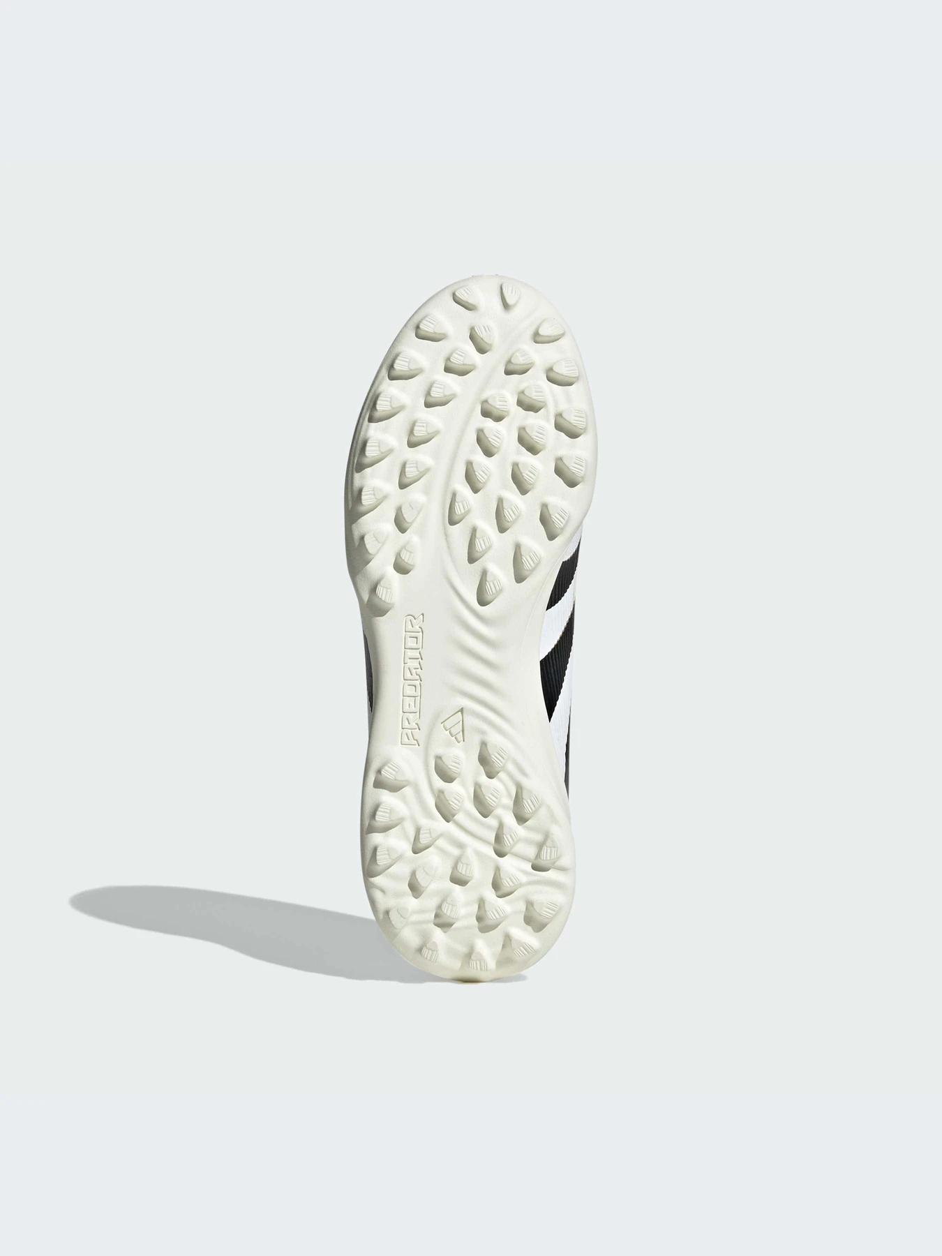 Кроссовки Adidas Predator модель JI1152-KZ Кроссовки Adidas Predator модель JI1152-KZ Фото