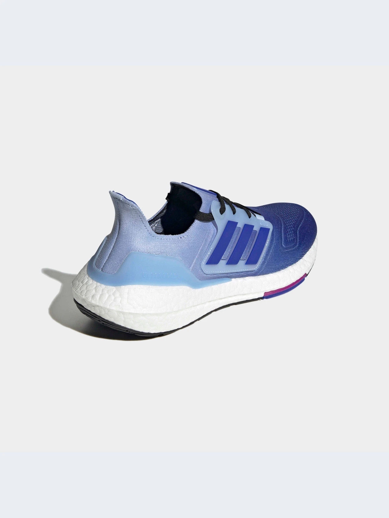 Кроссовки Adidas Ultraboost модель HP9930-KZ Кроссовки Adidas Ultraboost модель HP9930-KZ Фото