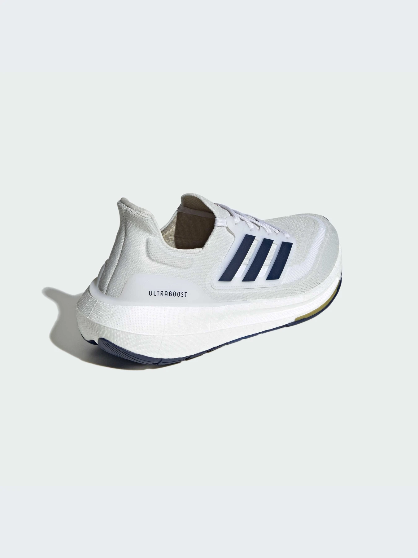 Кроссовки Adidas Ultraboost модель ID3285-KZ Кроссовки Adidas Ultraboost модель ID3285-KZ Фото