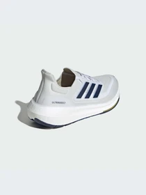Кроссовки Adidas Ultraboost модель ID3285-KZ Фото