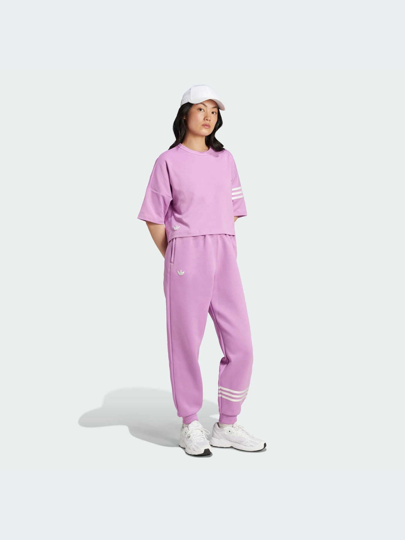 Брюки Adidas модель IW8028-KZ Брюки Adidas модель IW8028-KZ Фото