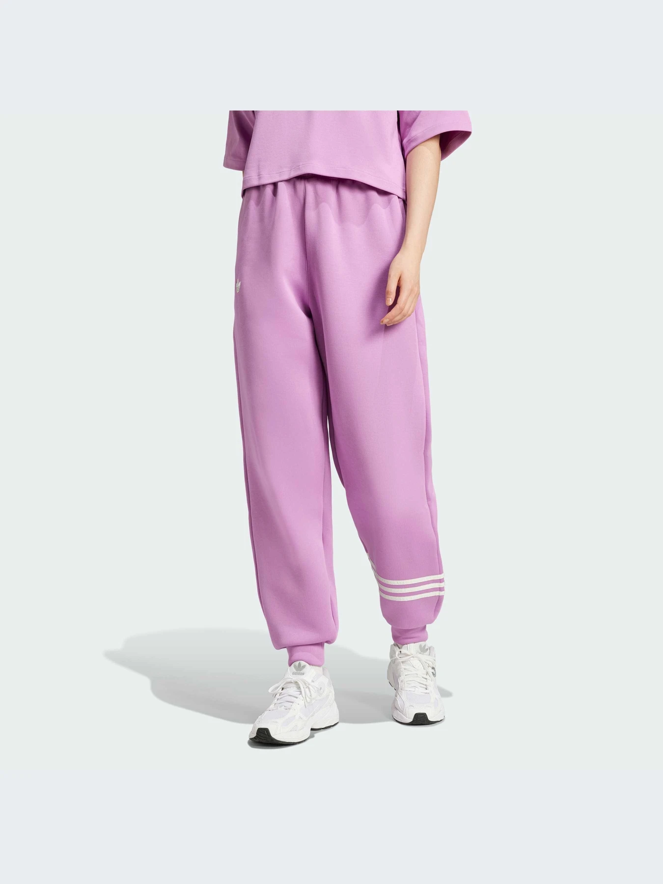 Брюки Adidas модель IW8028-KZ Брюки Adidas модель IW8028-KZ Фото