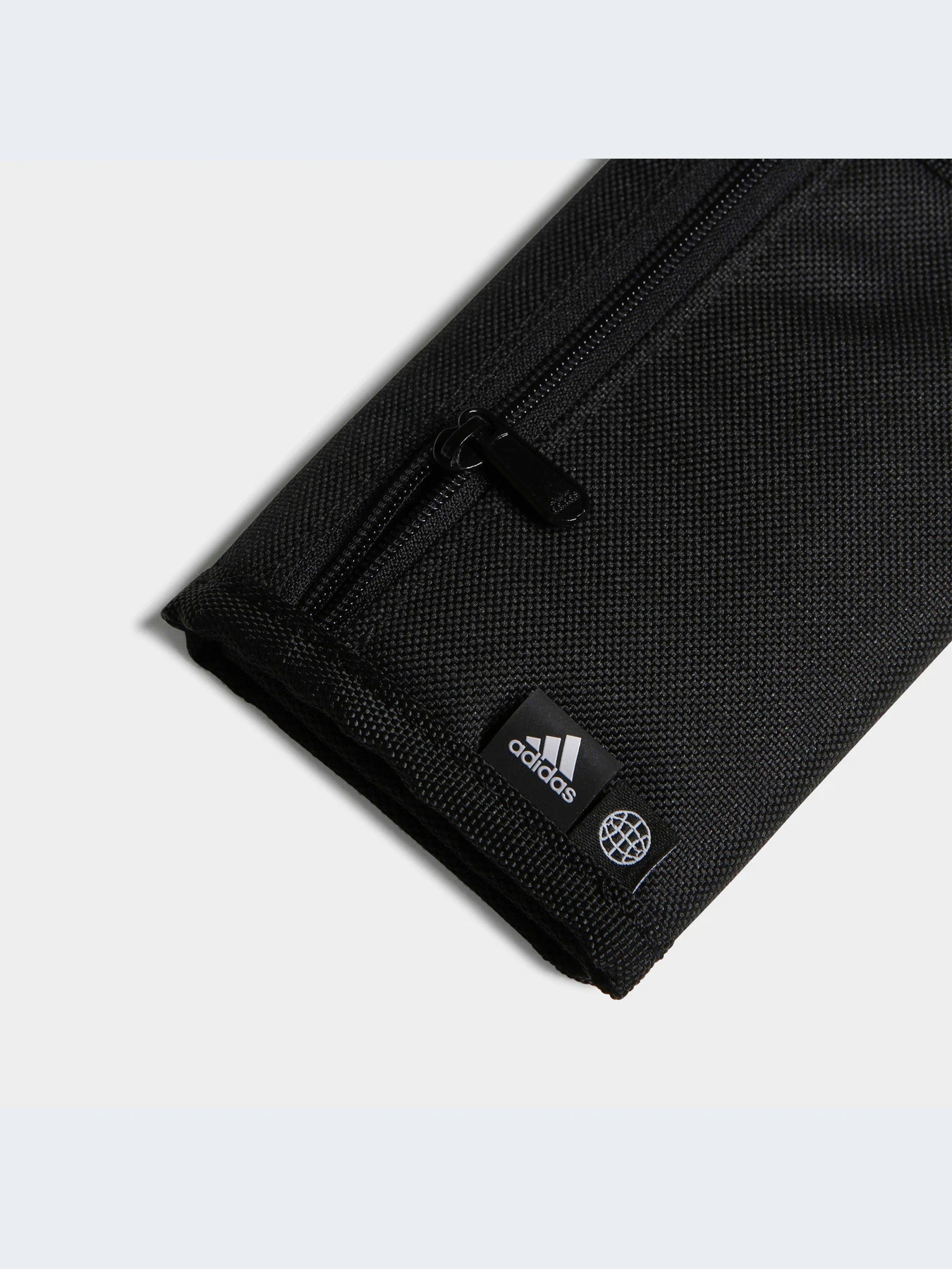 Кошельки Adidas модель HT4741-KZ Кошельки Adidas модель HT4741-KZ Фото