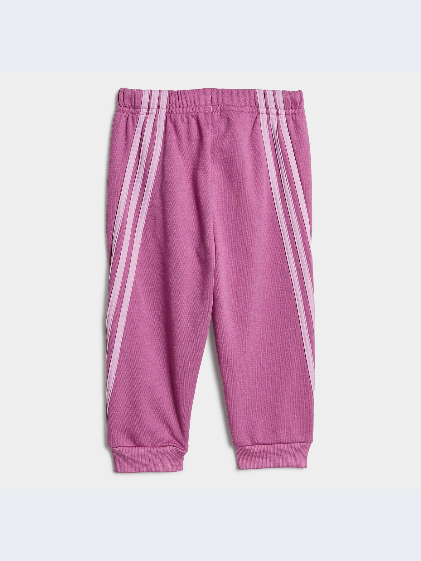 Костюмы Adidas модель HN8930-KZ Костюмы Adidas модель HN8930-KZ Фото