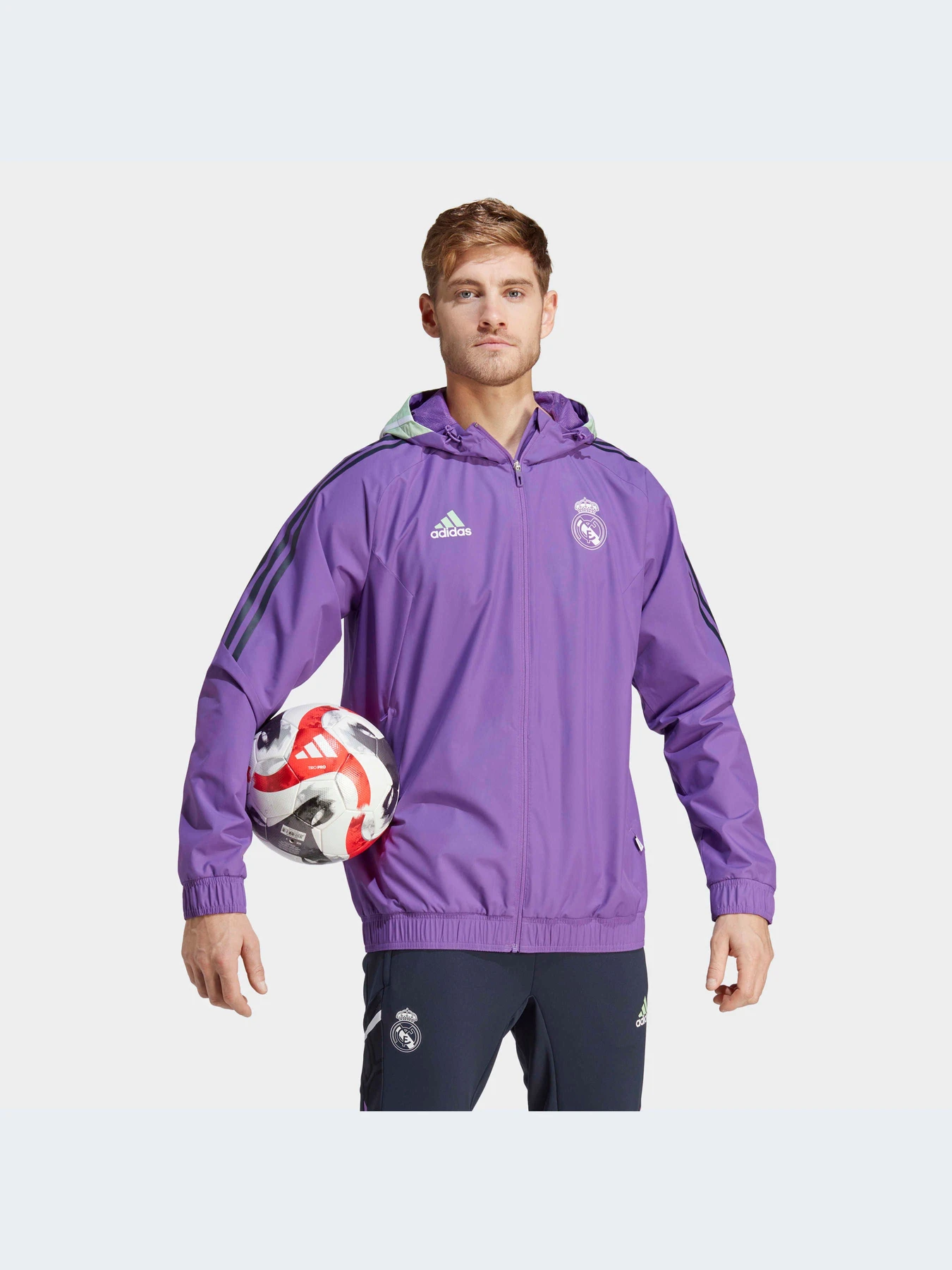 Куртки и дубленки Adidas модель HT8796-KZ Куртки и дубленки Adidas модель HT8796-KZ Фото