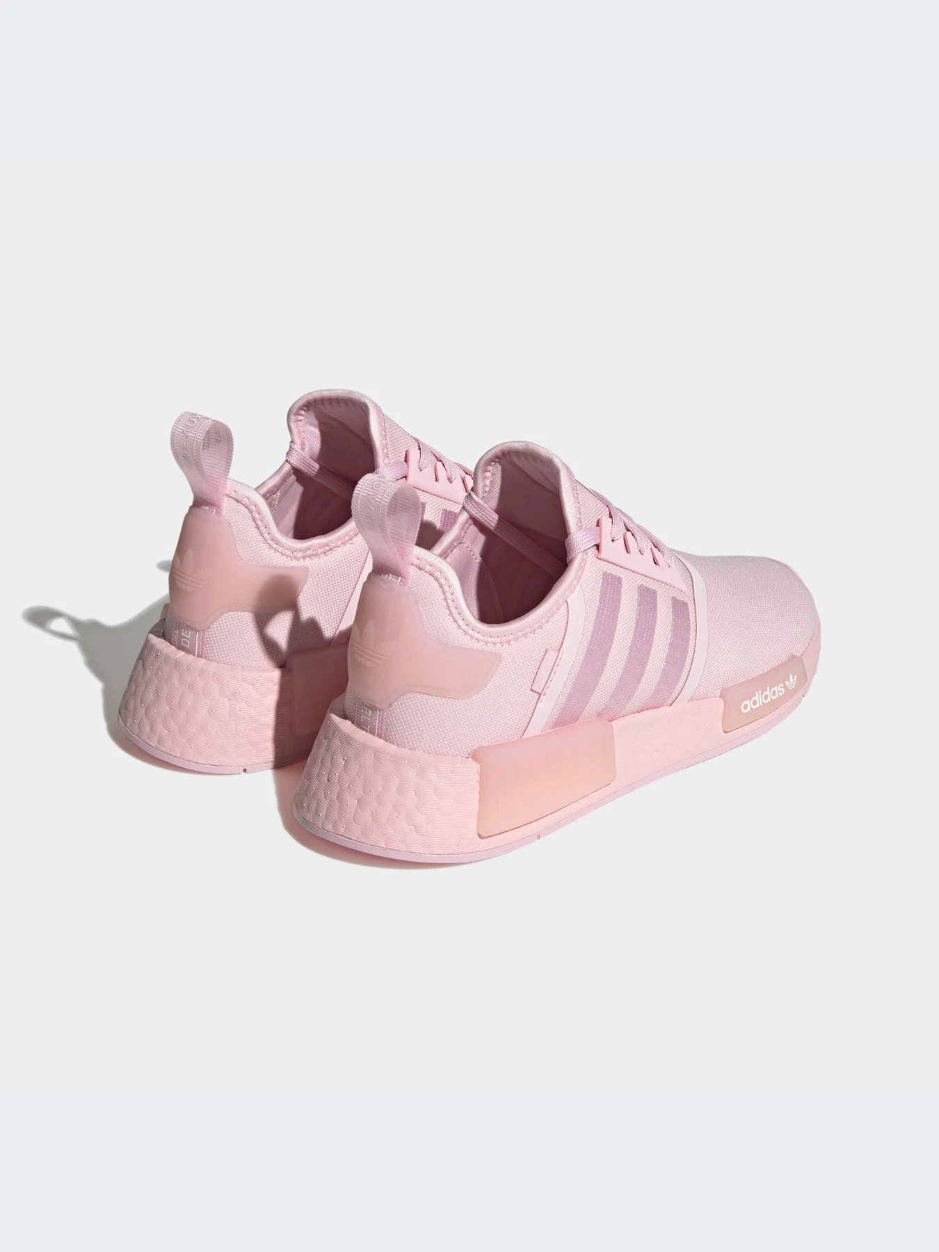 Кроссовки Adidas NMD модель HQ8862-KZ Фото