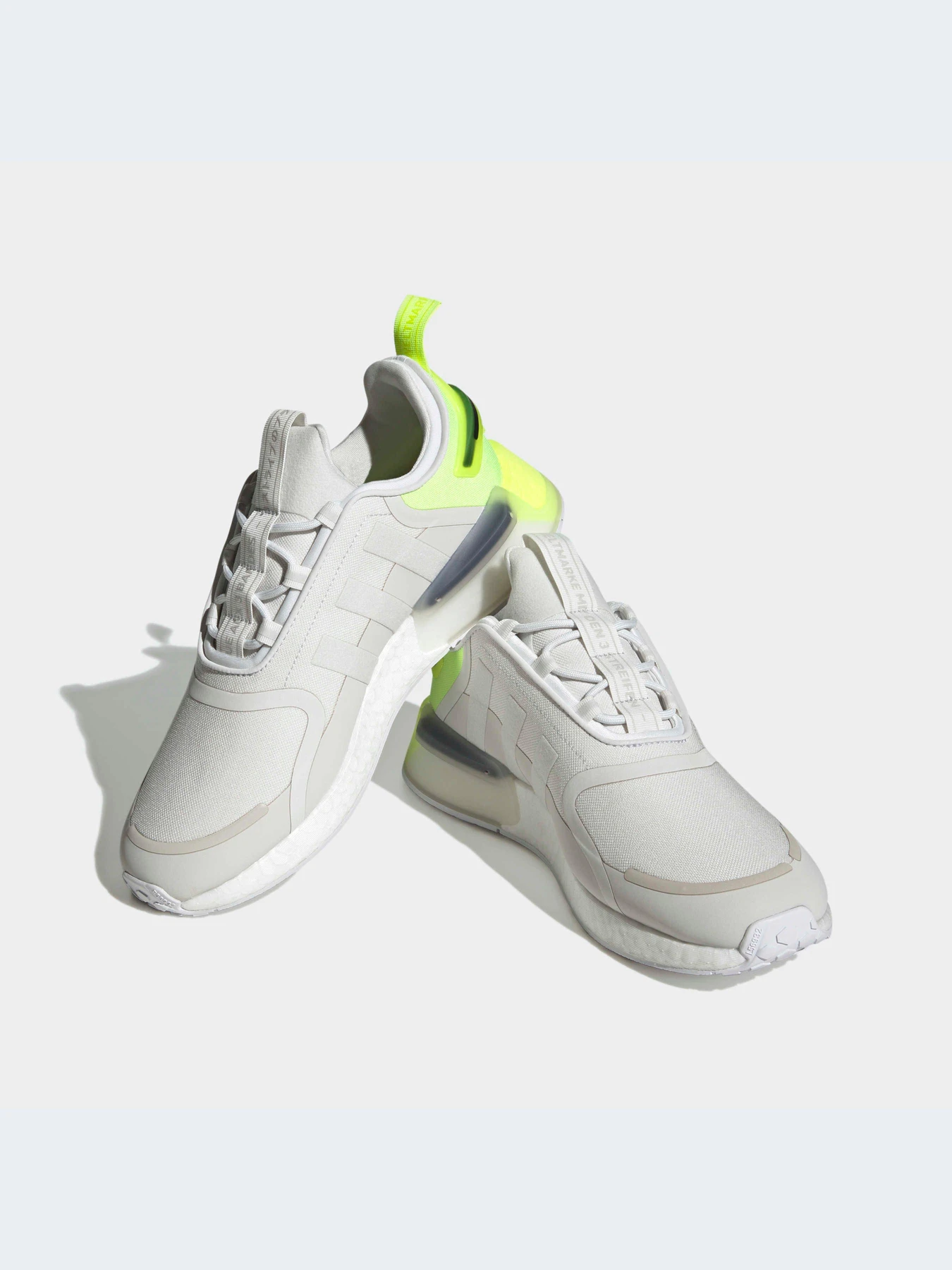 Кроссовки Adidas NMD модель GY7356-KZ Кроссовки Adidas NMD модель GY7356-KZ Фото