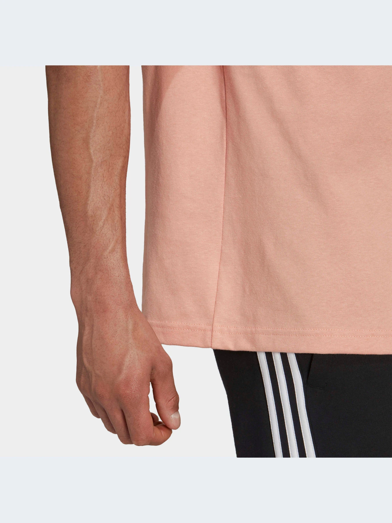 Футболки и поло Adidas модель H39748-KZ Футболки и поло Adidas модель H39748-KZ Фото