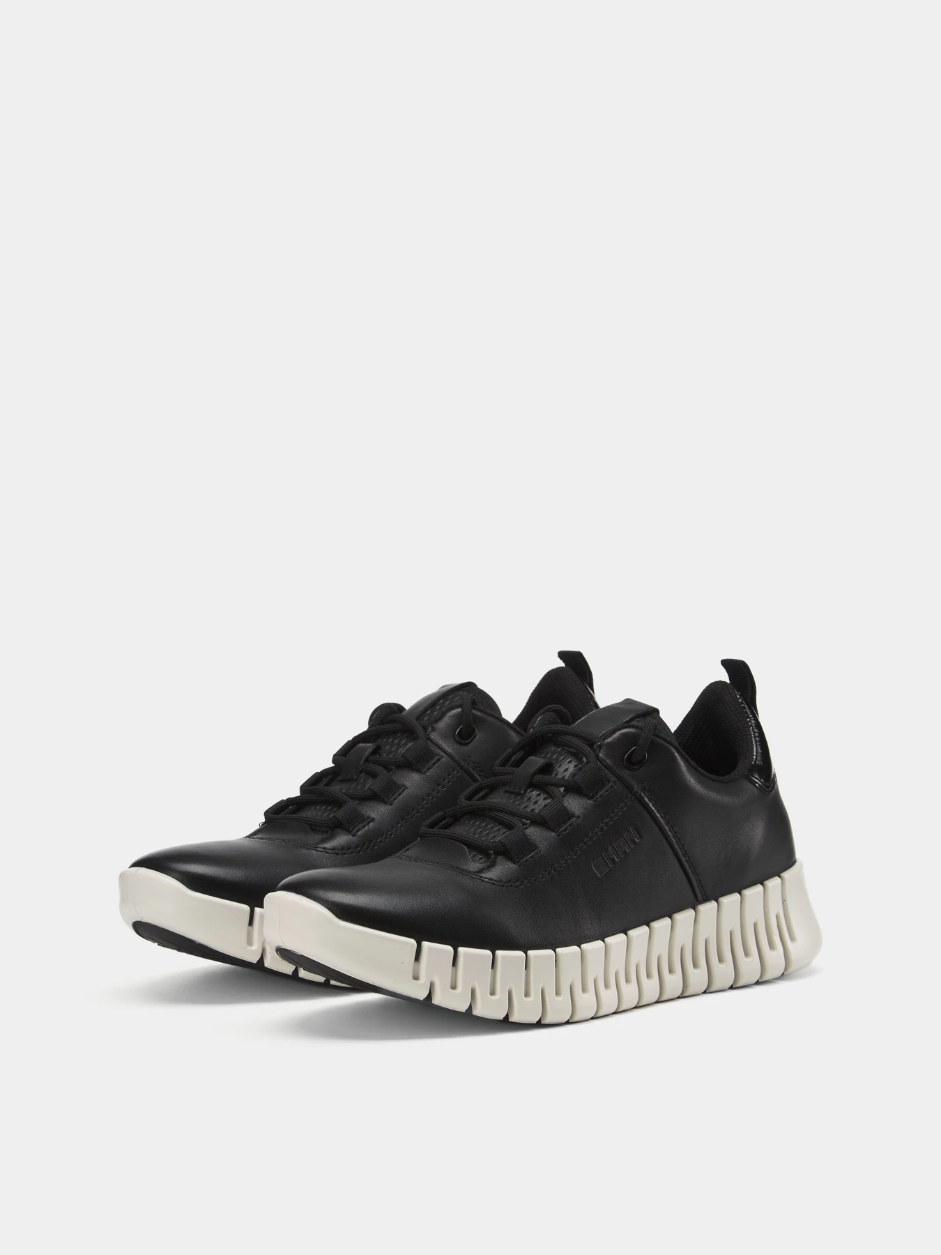 Кроссовки SMAN модель CWZ825110BORC-BC.black Фото