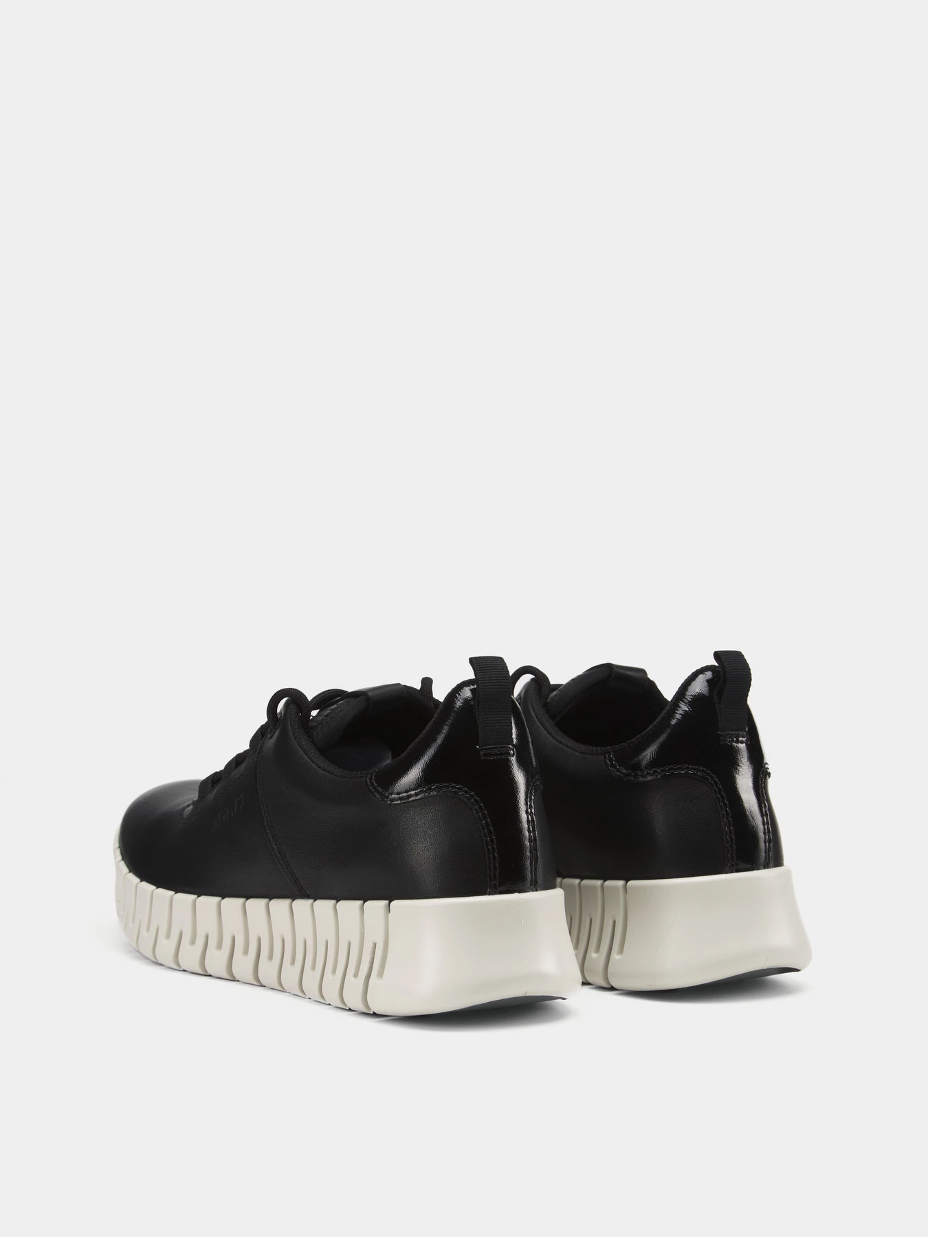 Кроссовки SMAN модель CWZ825110BORC-BC.black Фото